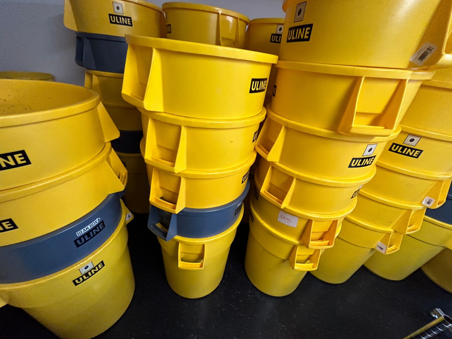 Rubbermaid, Lot approx (10) - Uline, 44 Gallon Yellow Food Grade Containers - Image 14 of 20