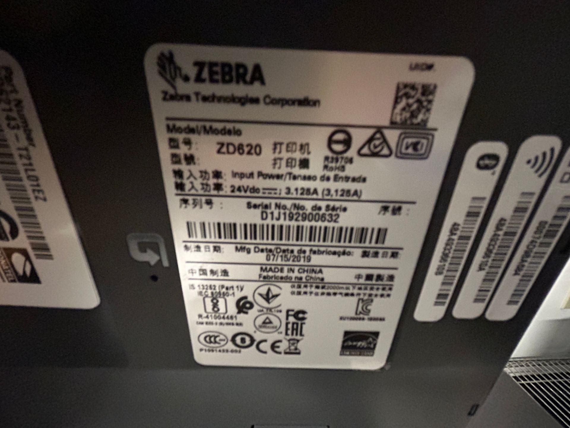 ZEBRA Mdl ZD620, Direct Thermal Label Printer, USB + Ethernet , Networkable, LCD Screen, 203 x 203 - Image 3 of 4