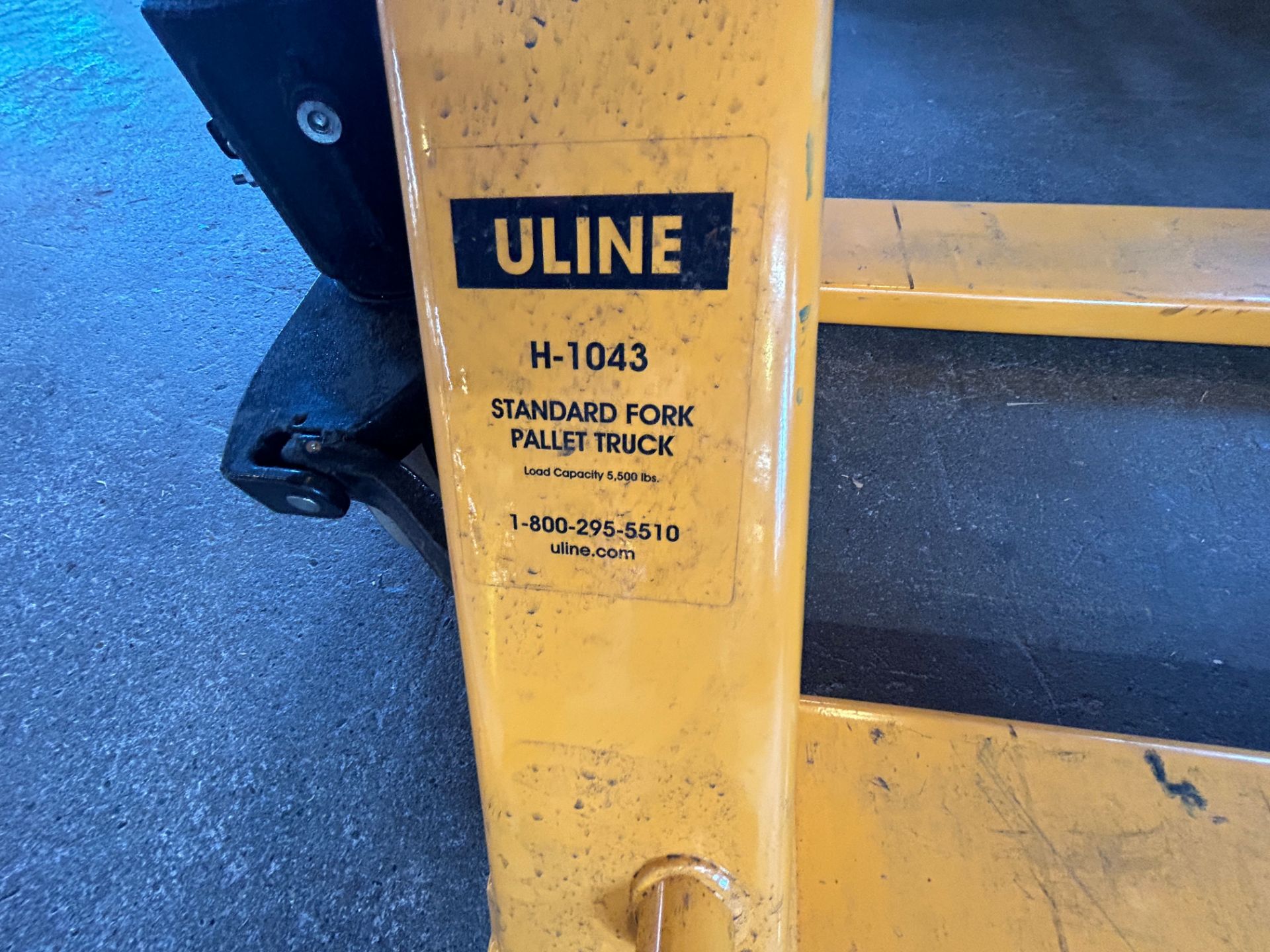 Uline Mdl H-1043, 5,500 Pound Capacity Manual Pallet Jack, 48 x 27 Forks S/N# 774826 (2022) - Image 2 of 4