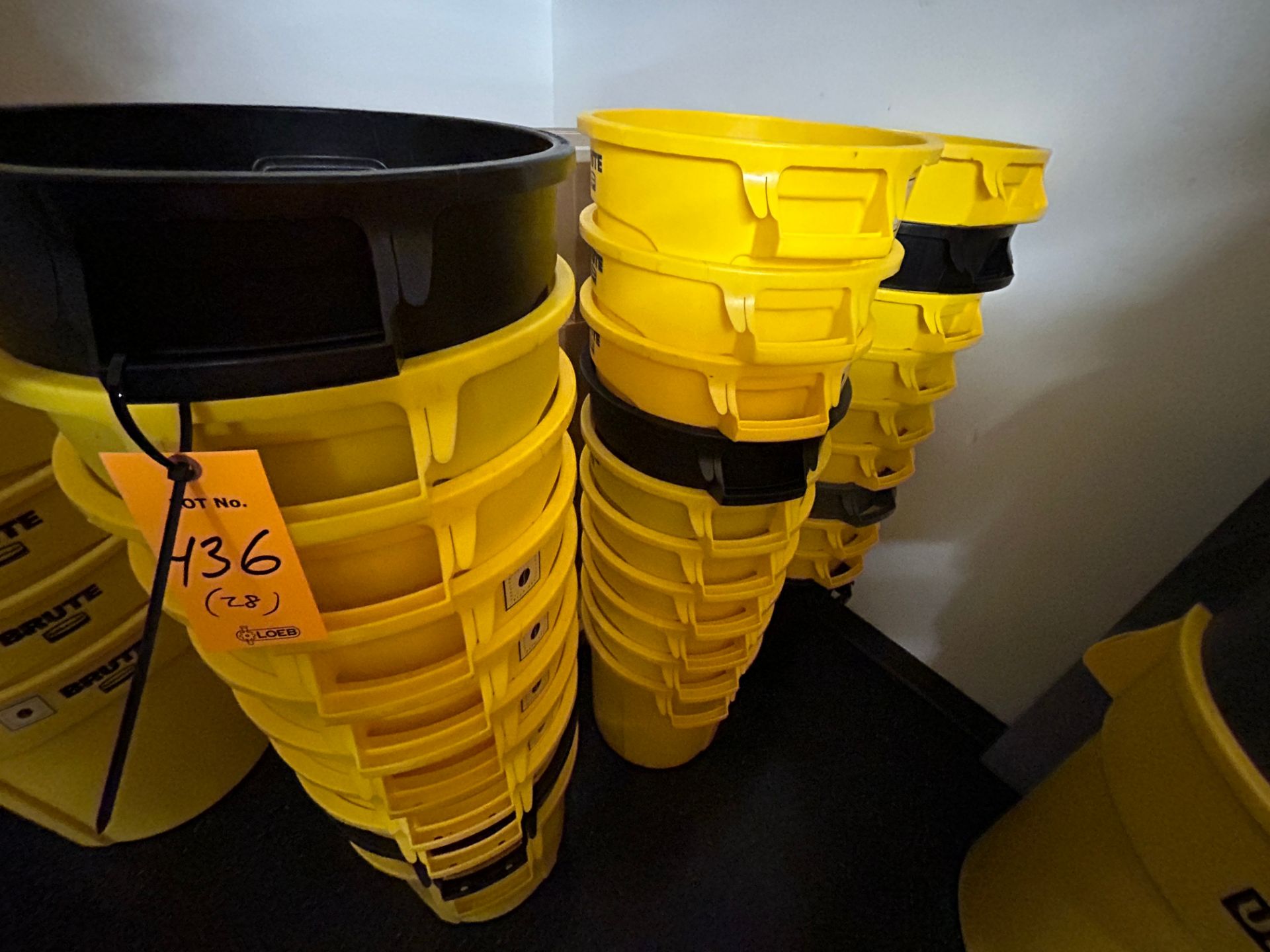 Rubbermaid, Lot (5) Uline, 10 Gallon Yellow Food Grade Containers - Image 2 of 3