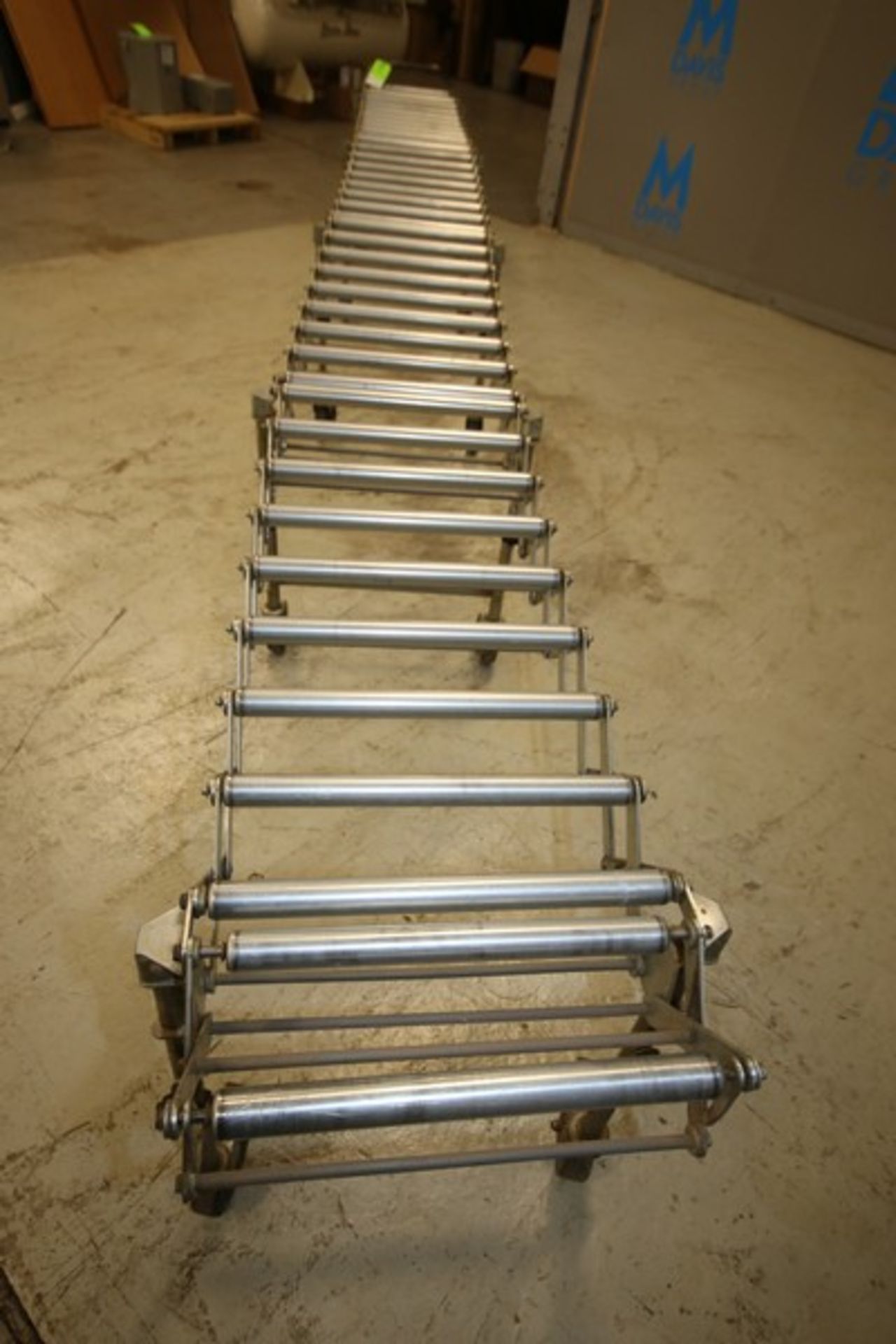 Nestaflex Roller 200 16' L x 17" W x 28" H, Portable Flexible Conveyor with Adjustable Height, - Image 2 of 3