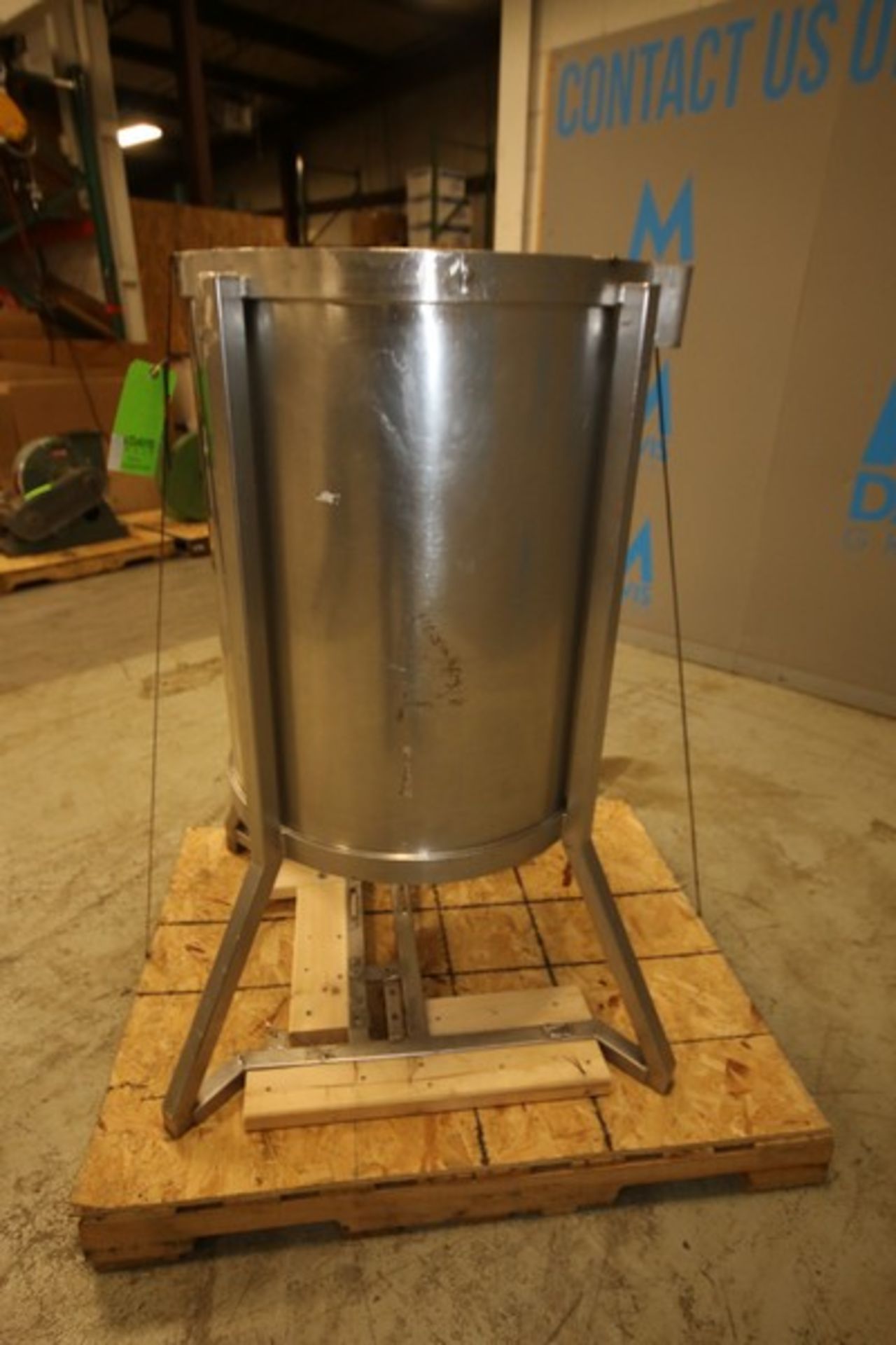 Aprox. 70 Gallon Vertical S/S Tank with Open Top, 1.5"CT Bottom Fitting, S/S Legs (INV#101637 ( - Image 3 of 6