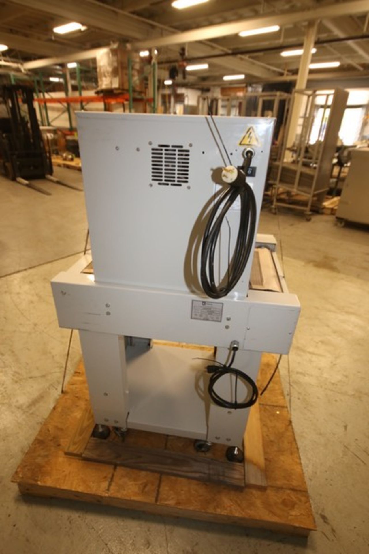 Clamco Portable Shrink Heat Tunnel, Type 820 Tunnel, PN 944-000028, SN 95768, 20" L x 33" H, with - Image 3 of 6