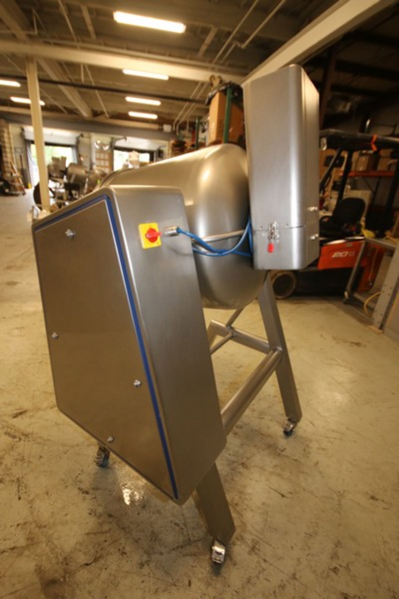 2020 Vakona, 250L Portable S/S Mixer, Model FM-250-STL, with Tilt Capability Hinged Lid & - Image 5 of 8