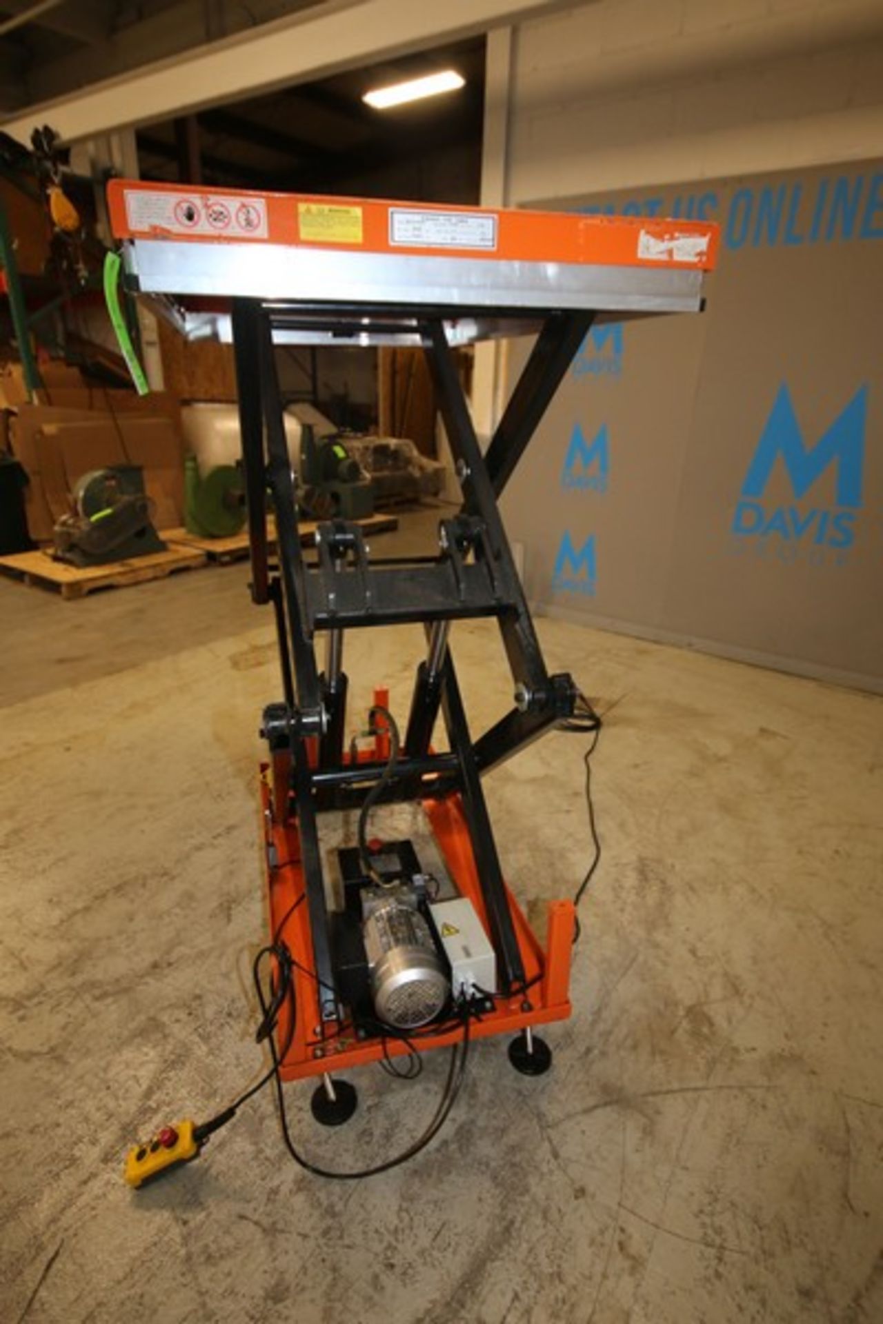 Bolton Tools 2,000 lbs. Capacity Hydraulic Scissor Lift Platform, Model ETW1000, SN 1907004, with - Image 2 of 7