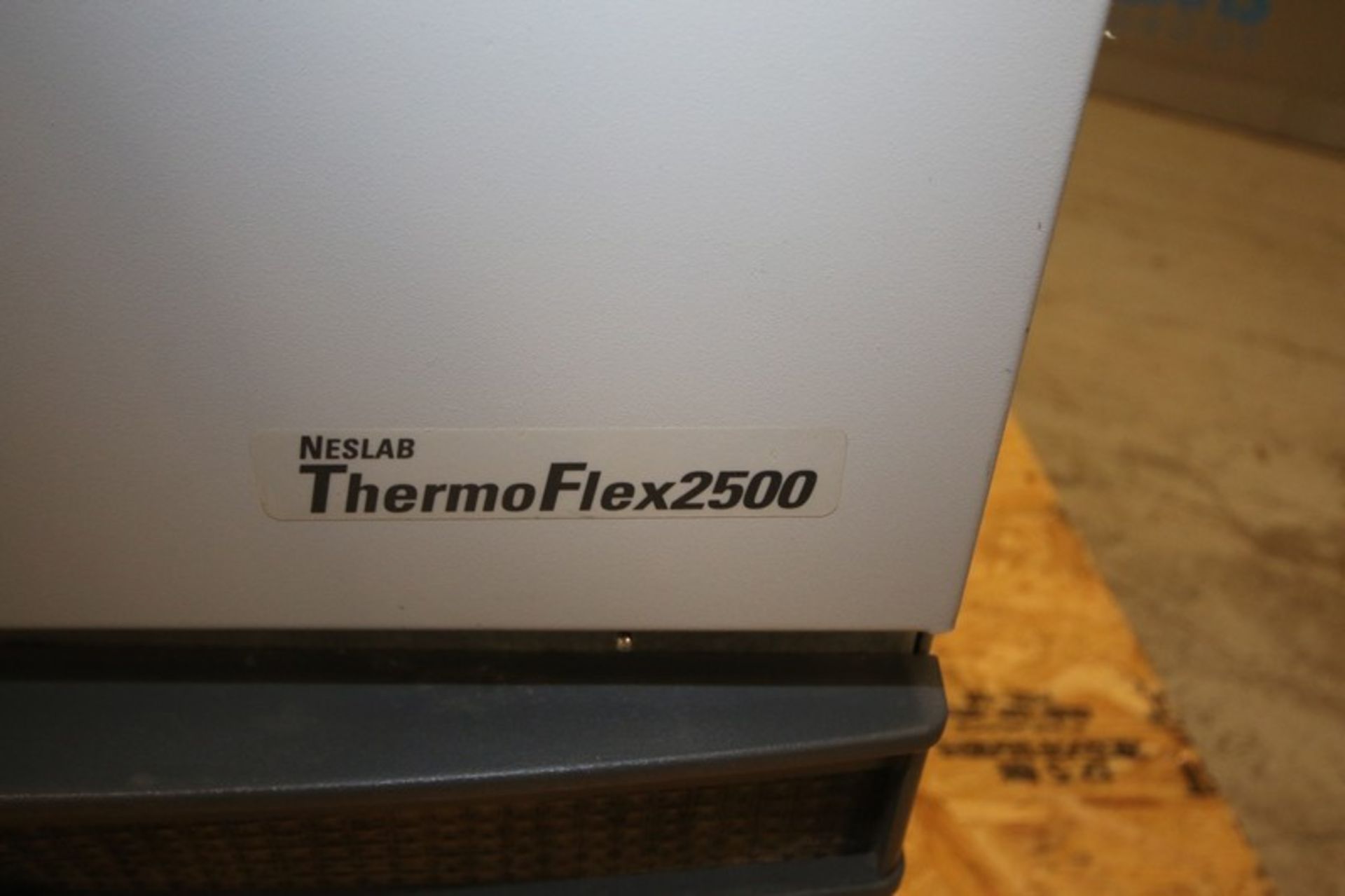 Thermo Scientific Thermoflex 2500 Recirculating Chiller, SN 108071029, 208/230V (INV#101641) ( - Image 5 of 6