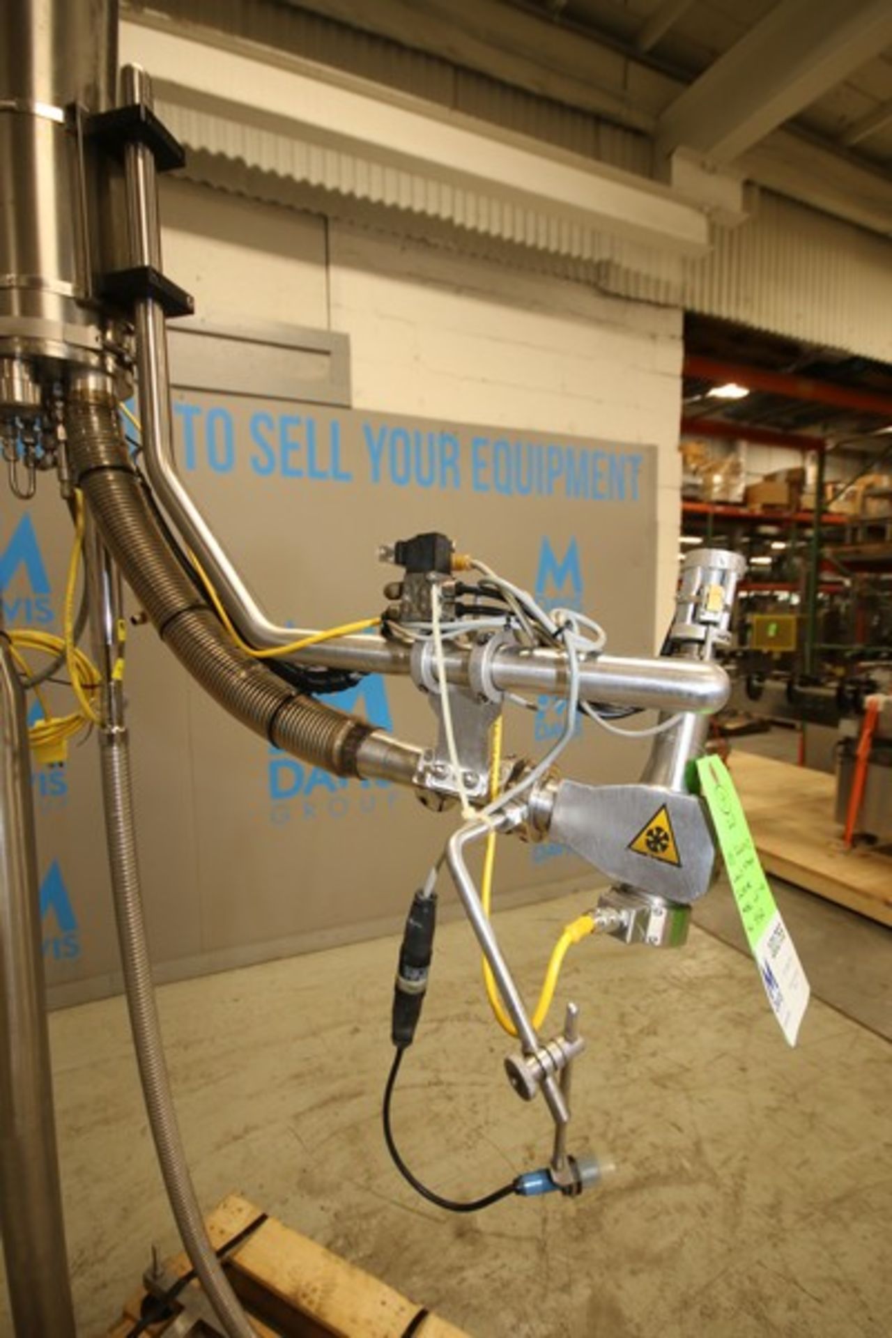 VBS Industries Liquid Nitrogen Injector, Model LCI-400, SN 5560, Mounted on S/S Stand with - Image 2 of 11