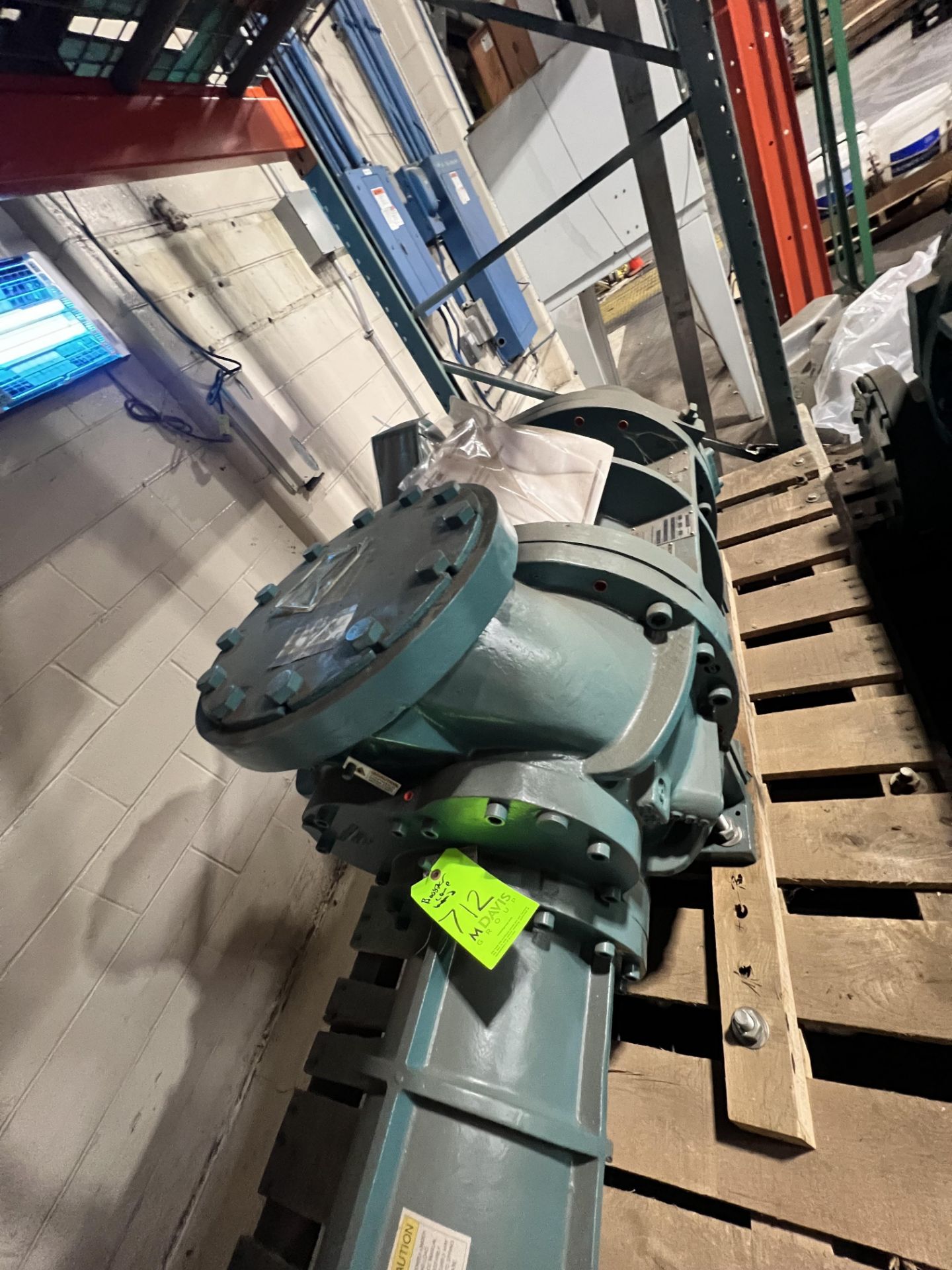 2019 FRICK BOOSTER SCREW COMPRESSOR HEAD, MODEL TDSH283L, S/N 1189HR, 4200 RPM - Image 3 of 26