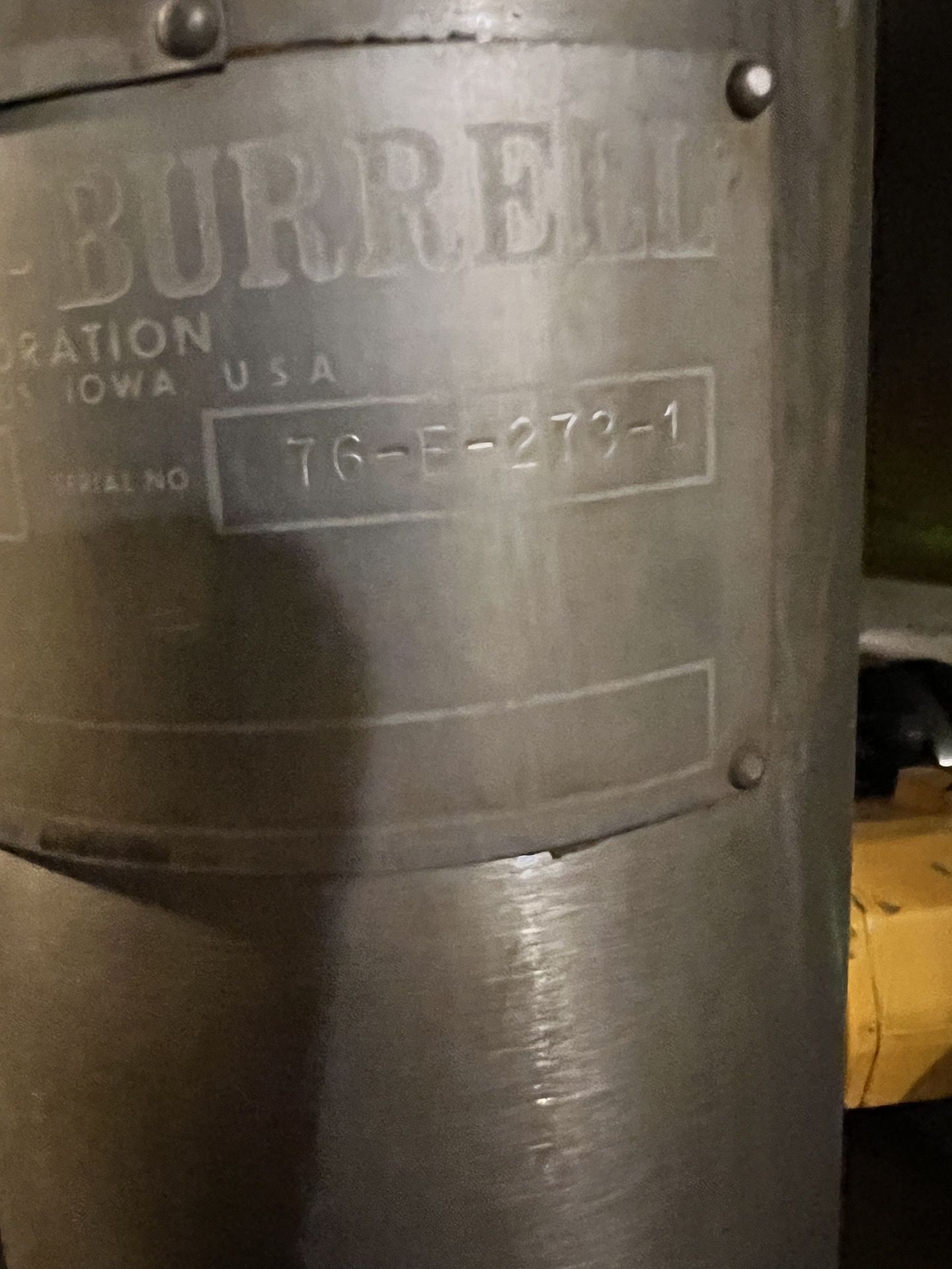 CHERRY BURRELL S/S MIXING TANK WITH TOP-MOUNT AGITATION, S/N 76-E-273-1 (SIMPLE LOADING FEE $1,650) - Image 9 of 13