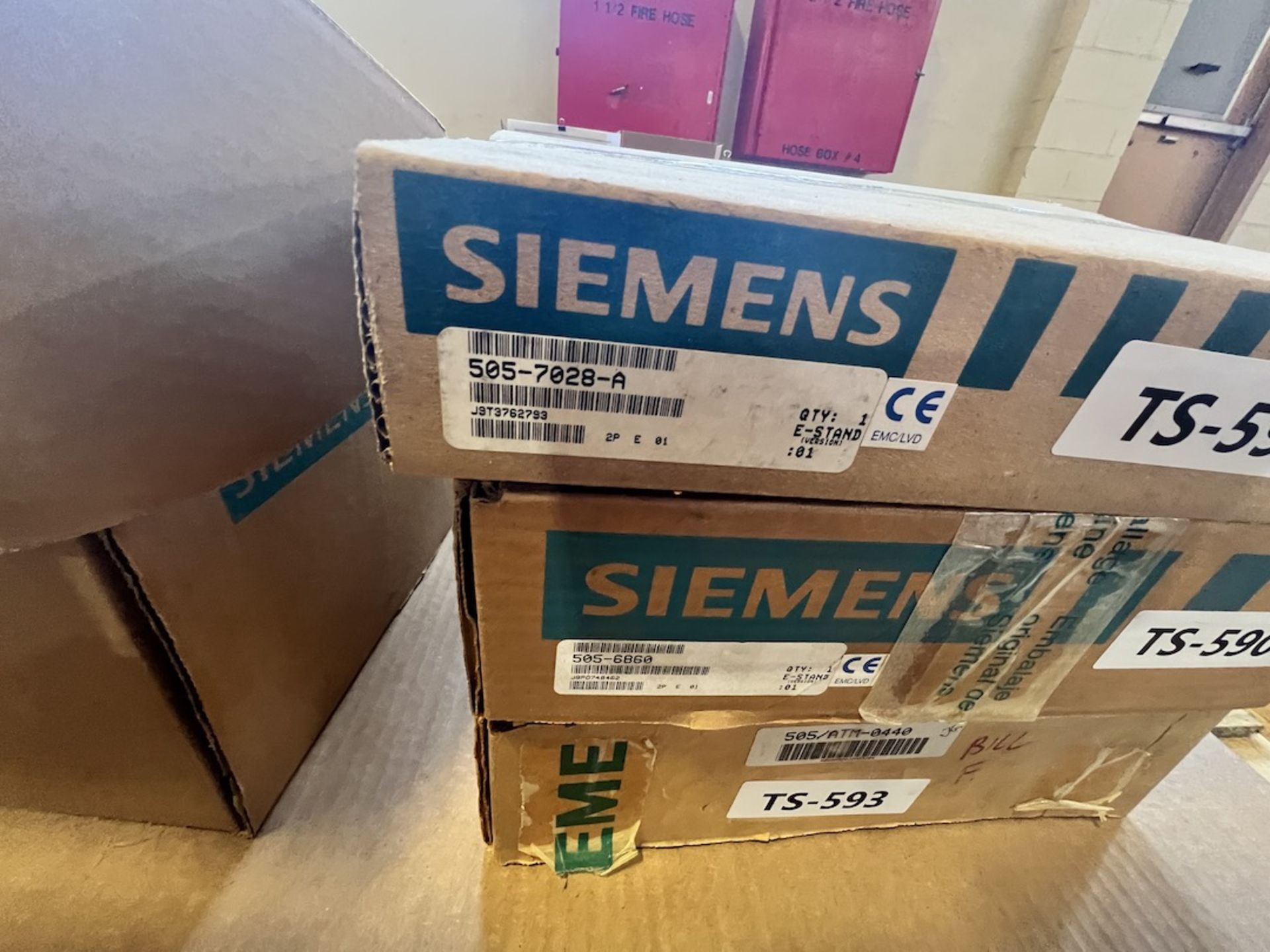 LOT OF ASSORTED INCLUDING: Siemens Process Automation Controller, Part # TGX:353A4F1CNB4, Siemens - Image 12 of 15