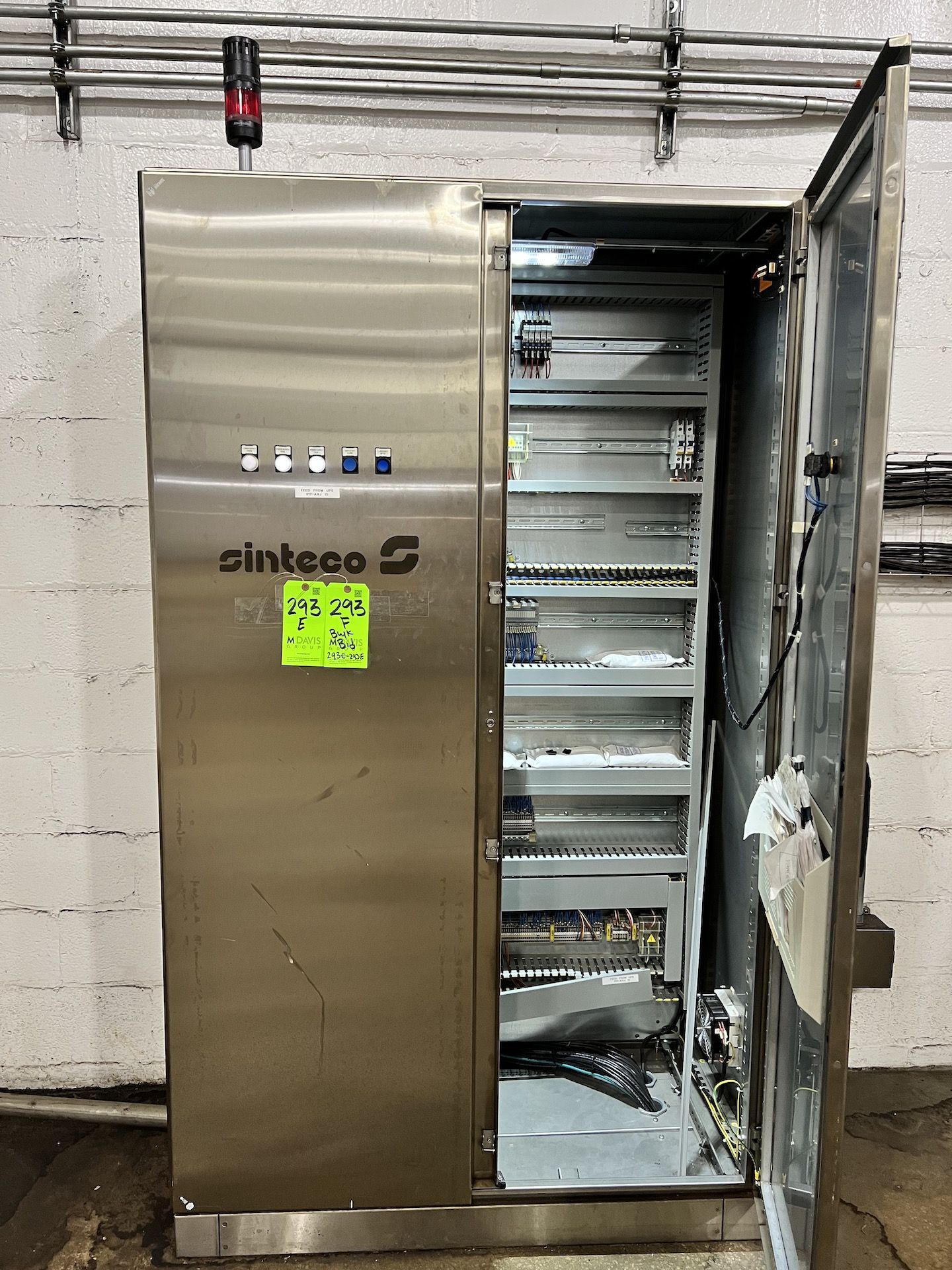 BULK BID FOR LOTS 293C-293E, (2) SINTECO AIR HANDLERS AND (1) CONTROLLER CABINET - Image 19 of 26