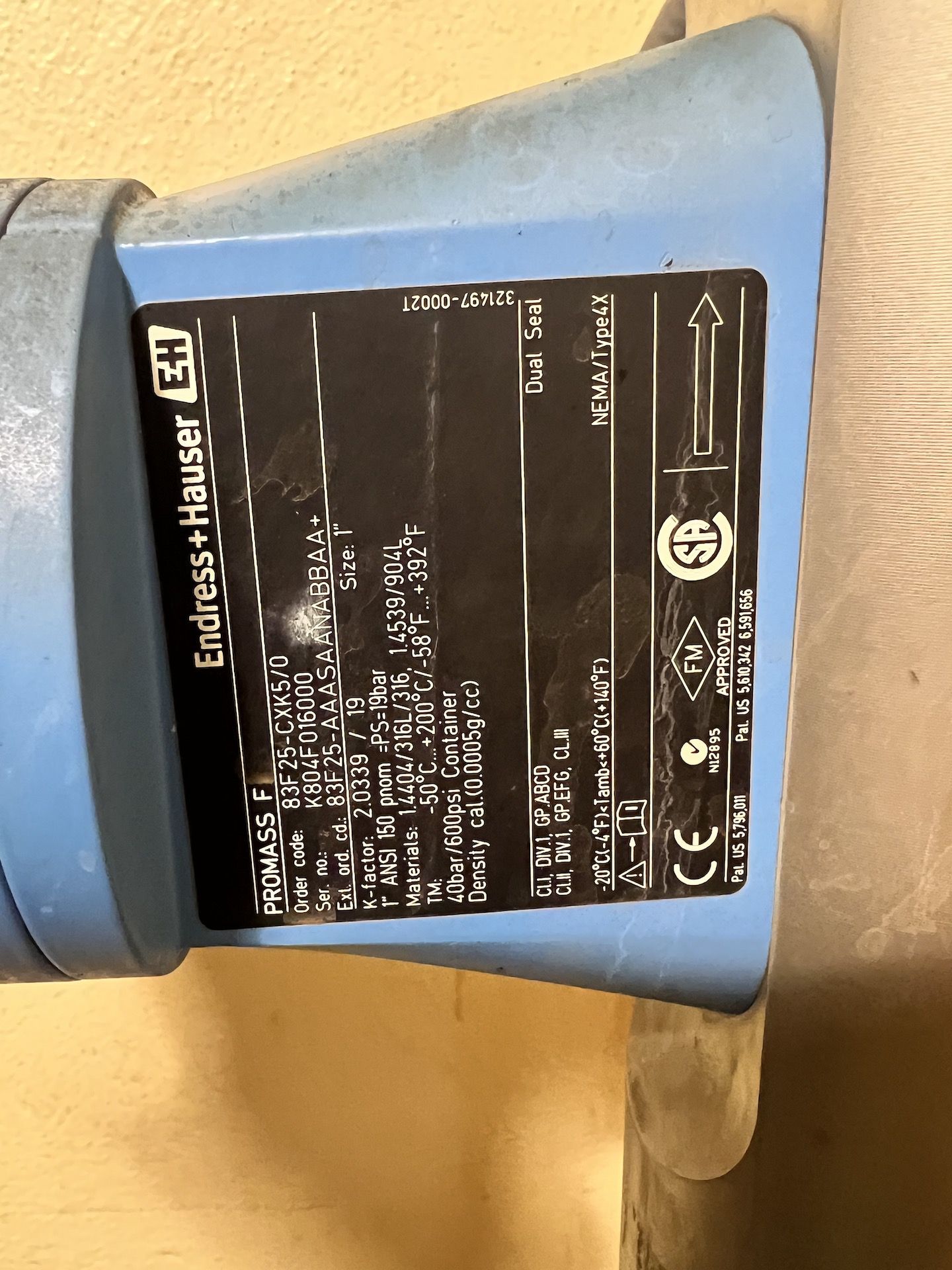 ENDRESS HAUSER PROMASS F FLOW METER WITH DIGITAL READOUT (SIMPLE LOADING FEE $110) - Image 3 of 6