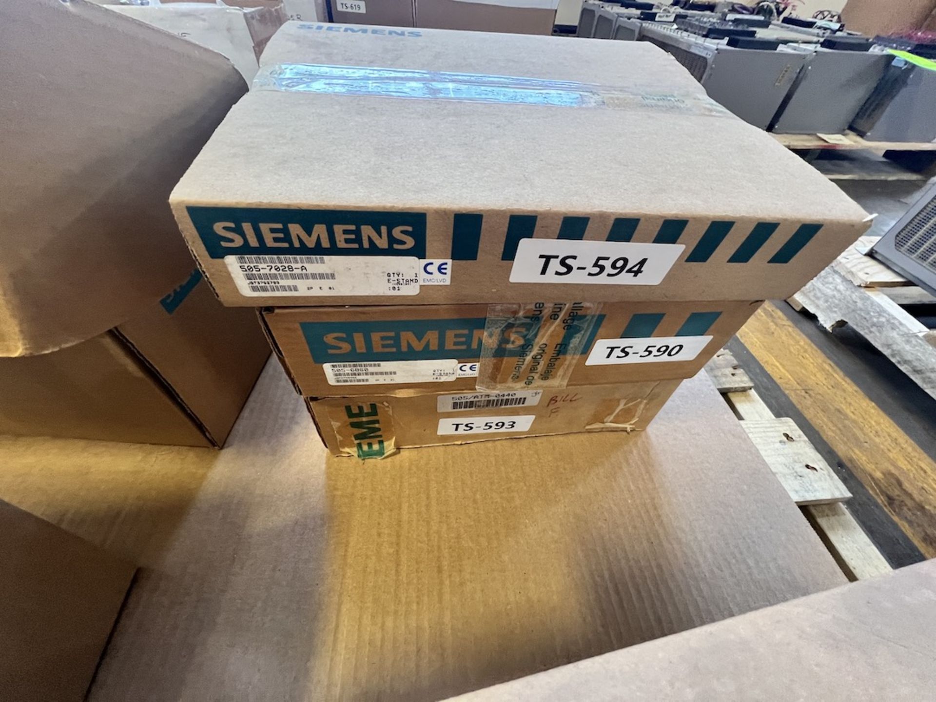 LOT OF ASSORTED INCLUDING: Siemens Process Automation Controller, Part # TGX:353A4F1CNB4, Siemens - Image 11 of 15