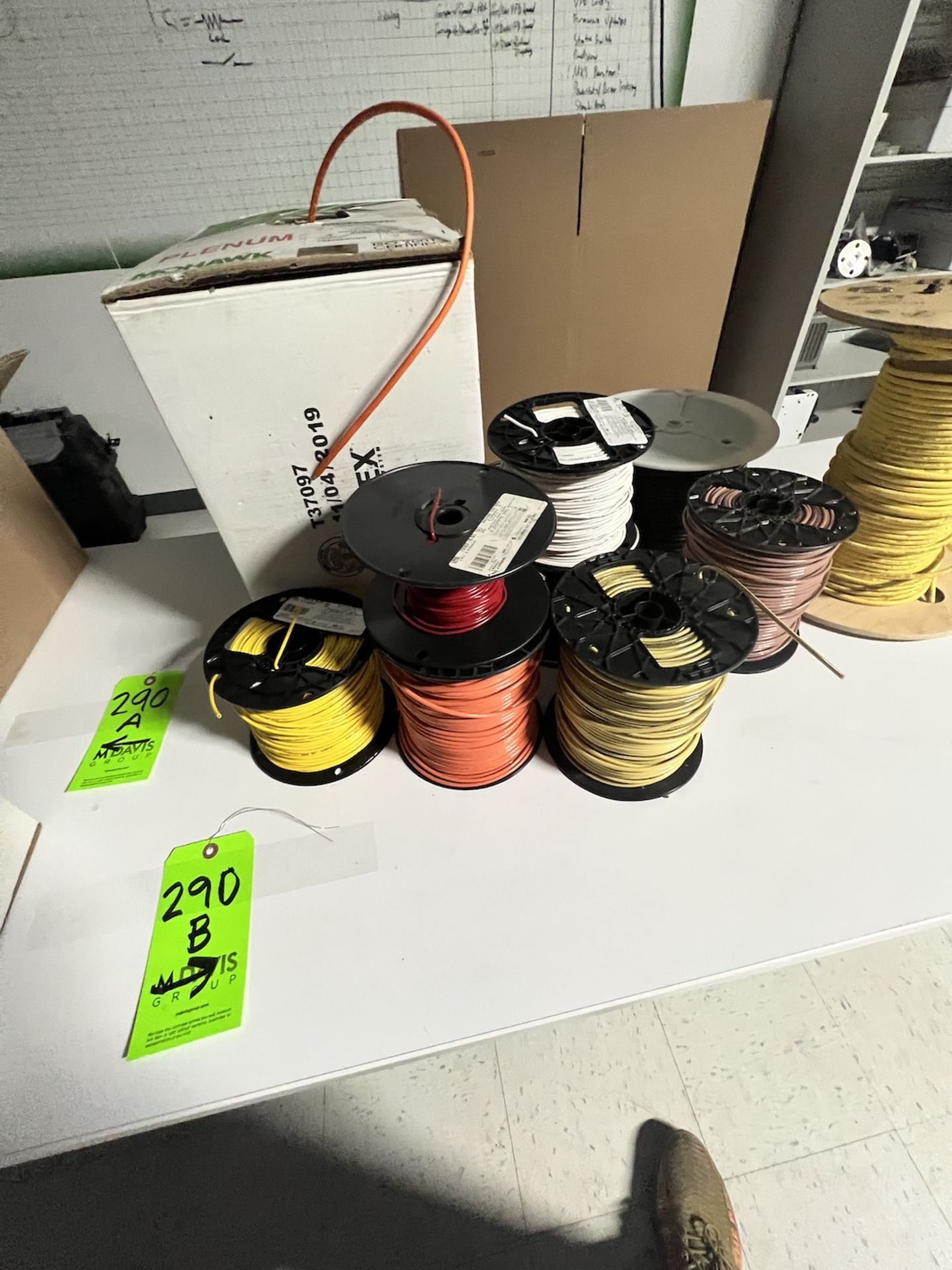 ASSORTED ELECTRCAL WIRES (SIMPLE LOADING FEE $110) - Image 4 of 10