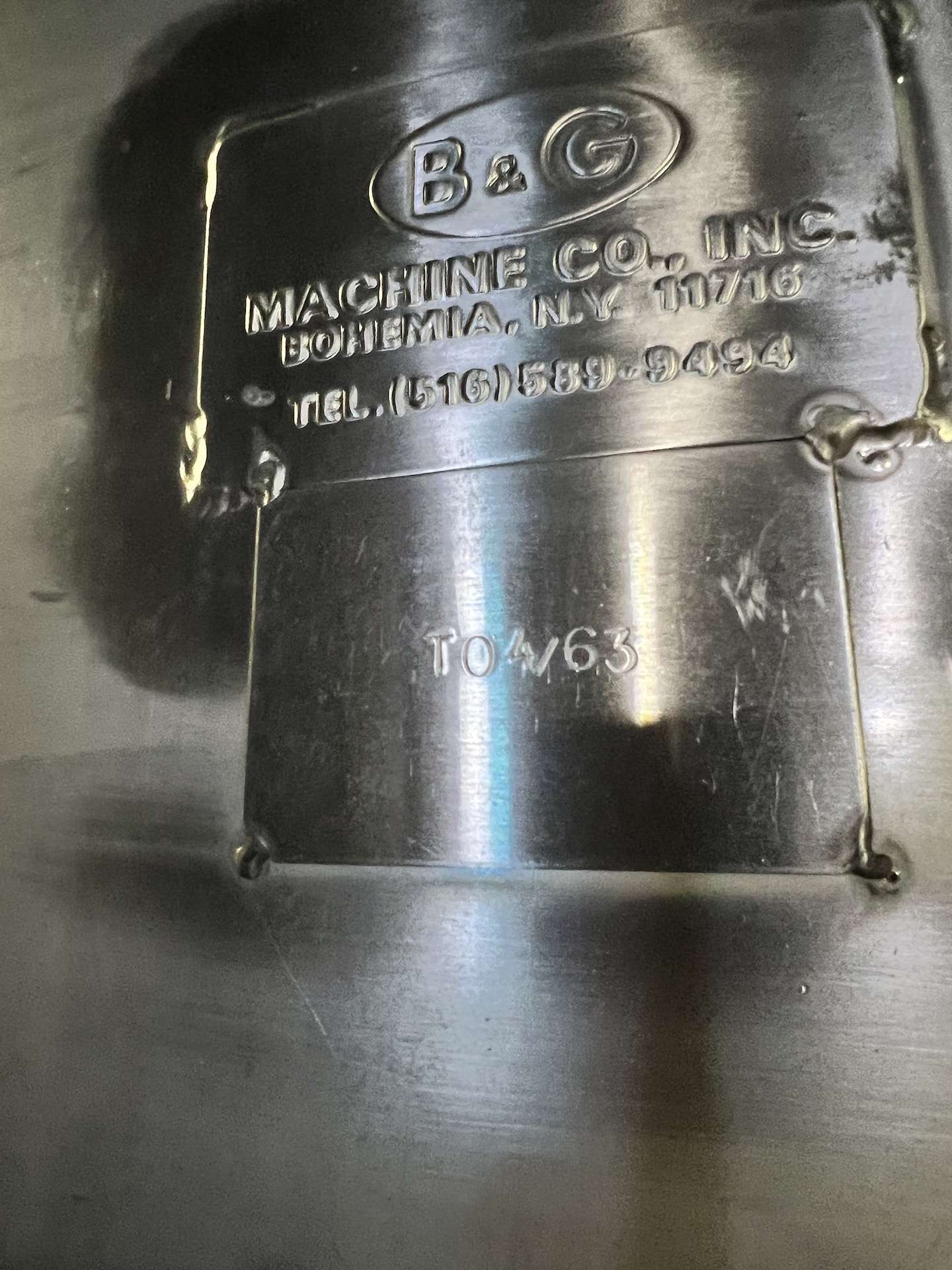 B&G MACHINE CO 475 GALLON S/S TANK, INCLUDES AIR ACTUATED OUTLET VALVE ...