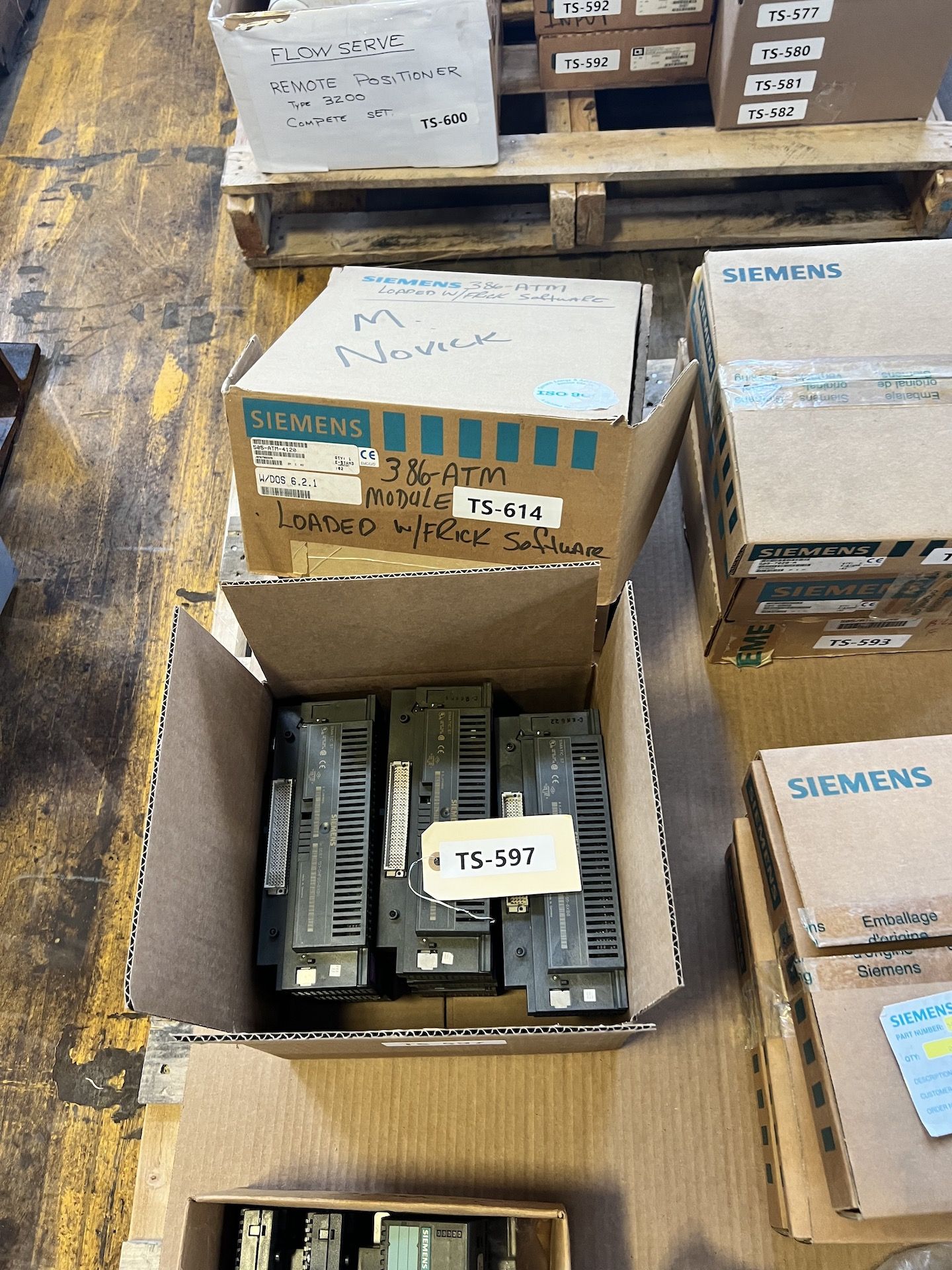 LOT OF ASSORTED INCLUDING: Siemens Process Automation Controller, Part # TGX:353A4F1CNB4, Siemens - Image 4 of 15