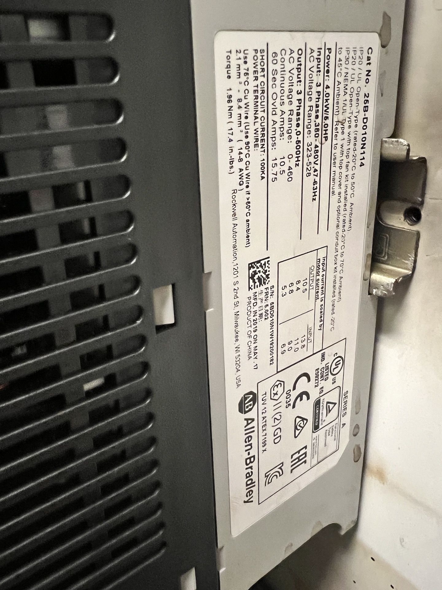 (4) ALLEN BRADLEY POWERFLEX 525 VFDS, ALLEN BRADLEY CURCUIT BREAKERS (CONTENTS OF 2 CONTROL - Image 5 of 7