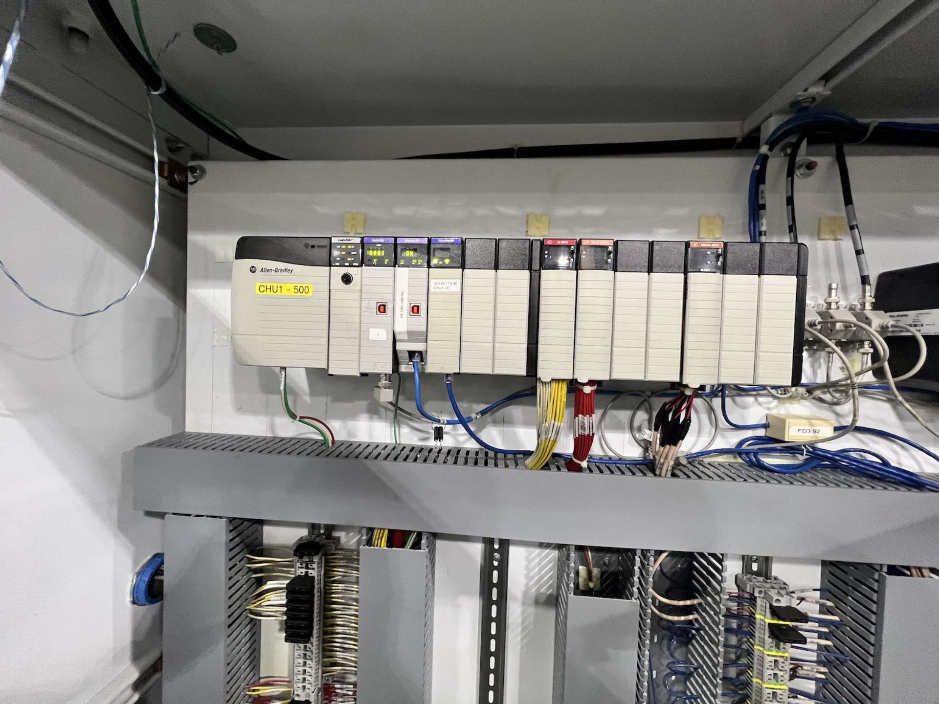 (2) ALLEN BRADLEY PLC RACKS, LOGIX 5563 AND CONTROLNET COAX, (2) ALLEN ...