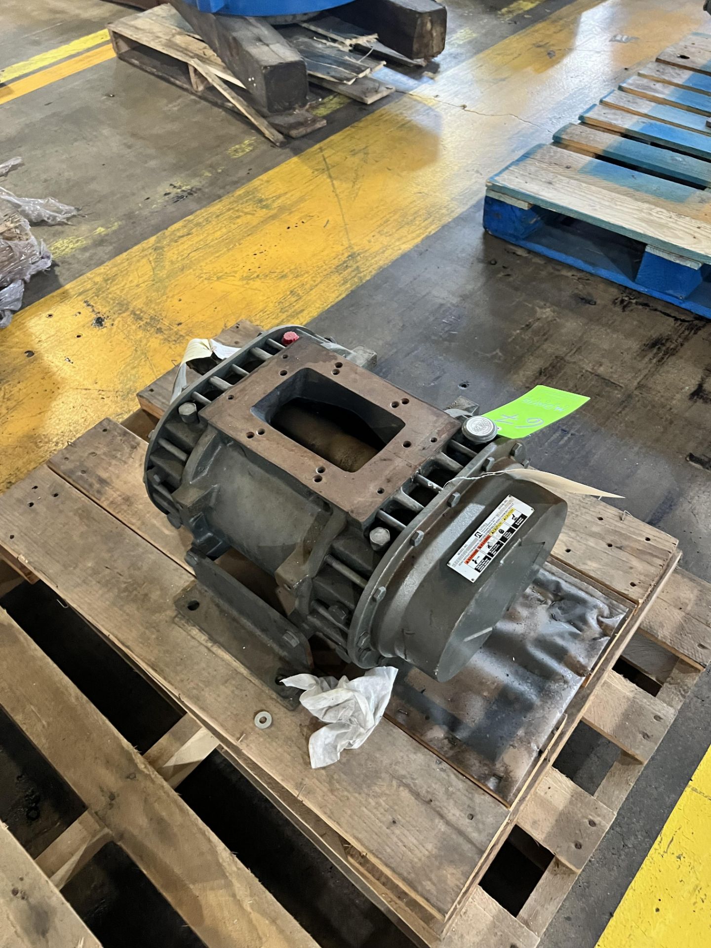 TUTHILL ROTARY POSITIVE DISPLACEMENT BLOWER PUMP HEAD, MODEL 4509-46L2 3N, S/N 1683760710 (SIMPLE - Bild 2 aus 5