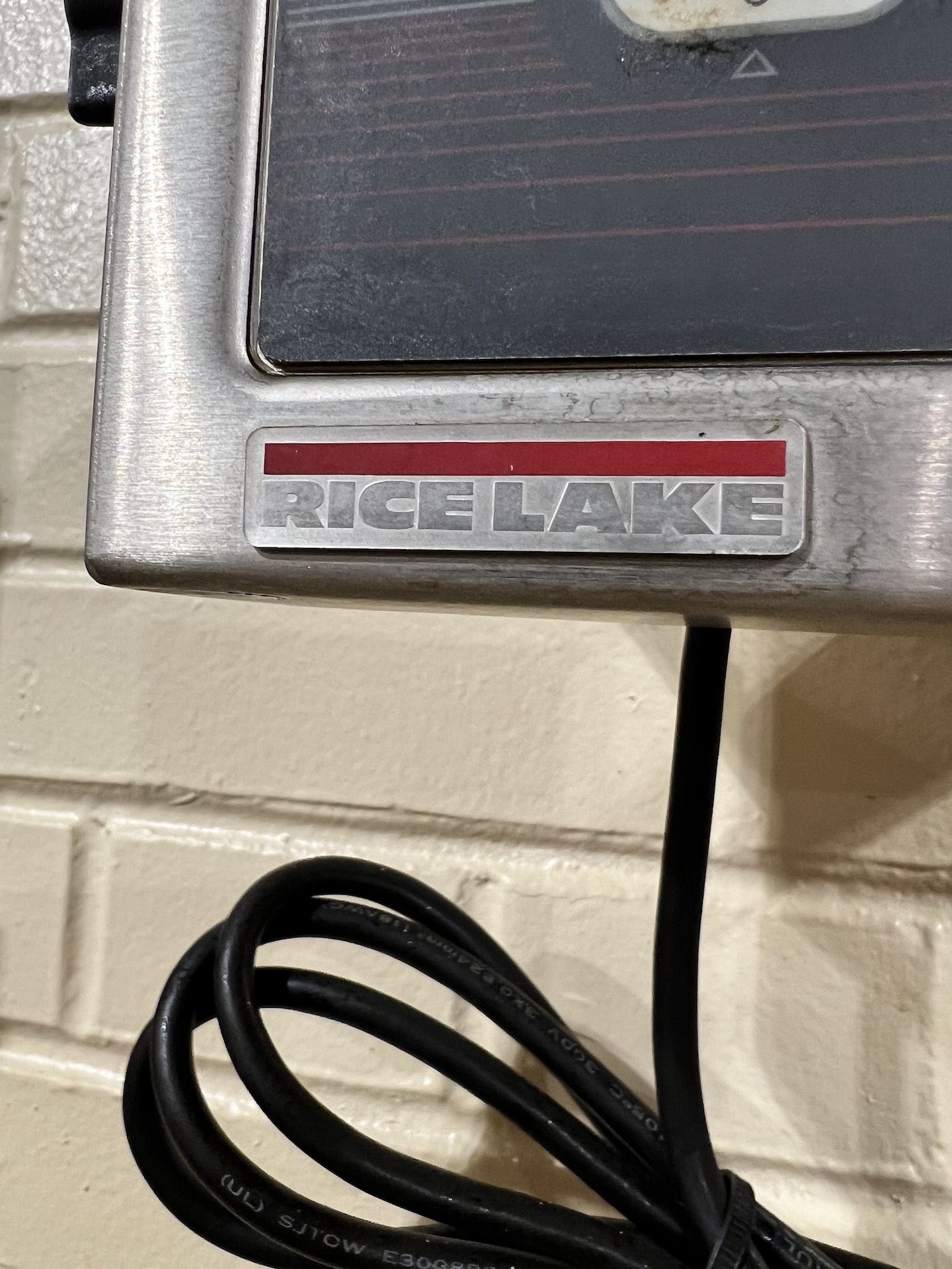 RICE LAKE S/S FLOOR SCALE WITH DIGITAL READOUT (SIMPLE LOADING FEE $165) - Image 4 of 6