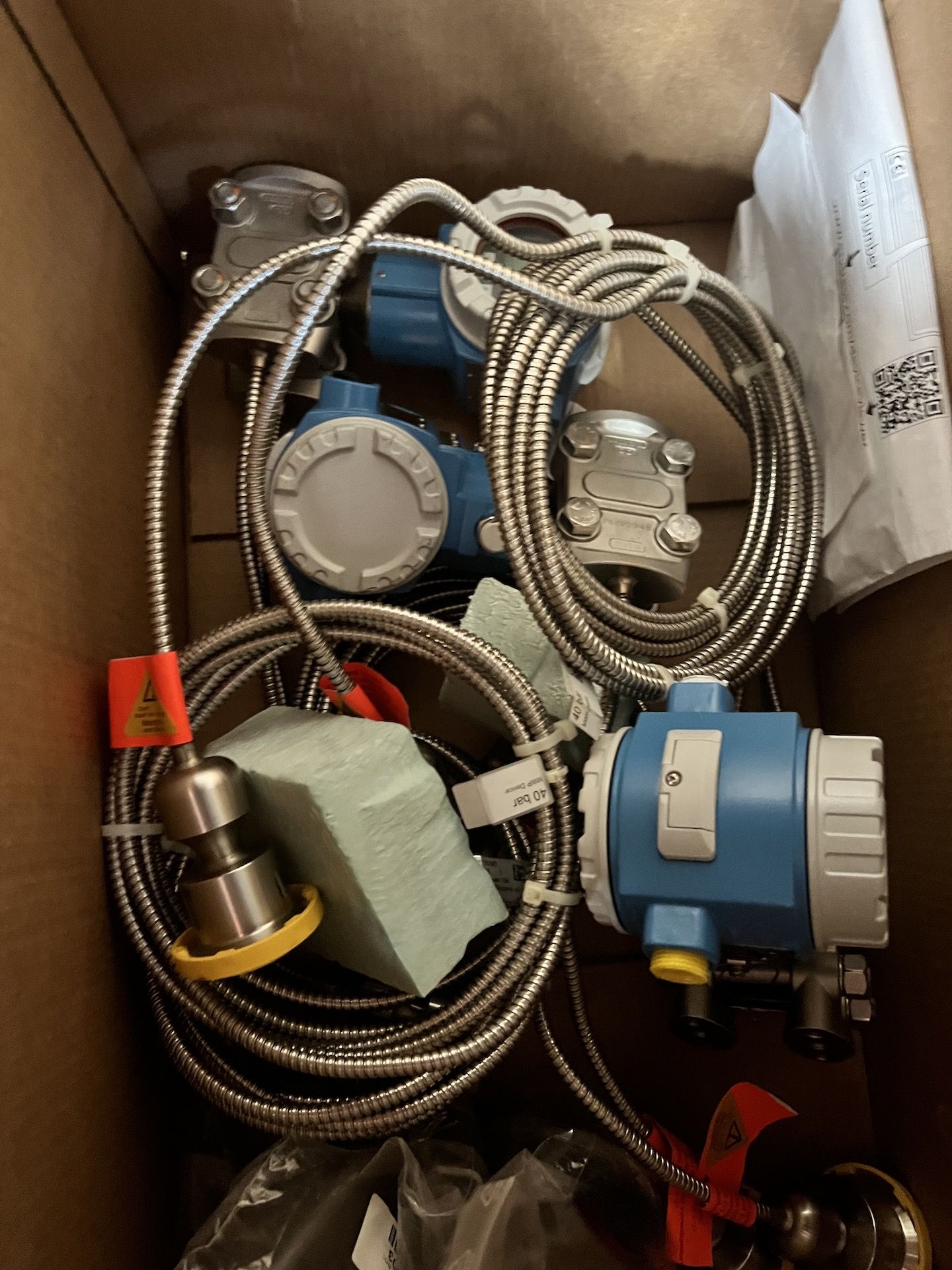 ASSORTED ENDRESS HAUSER MRO AND PARTS, BELIEVED TO BE NEW - Image 8 of 11