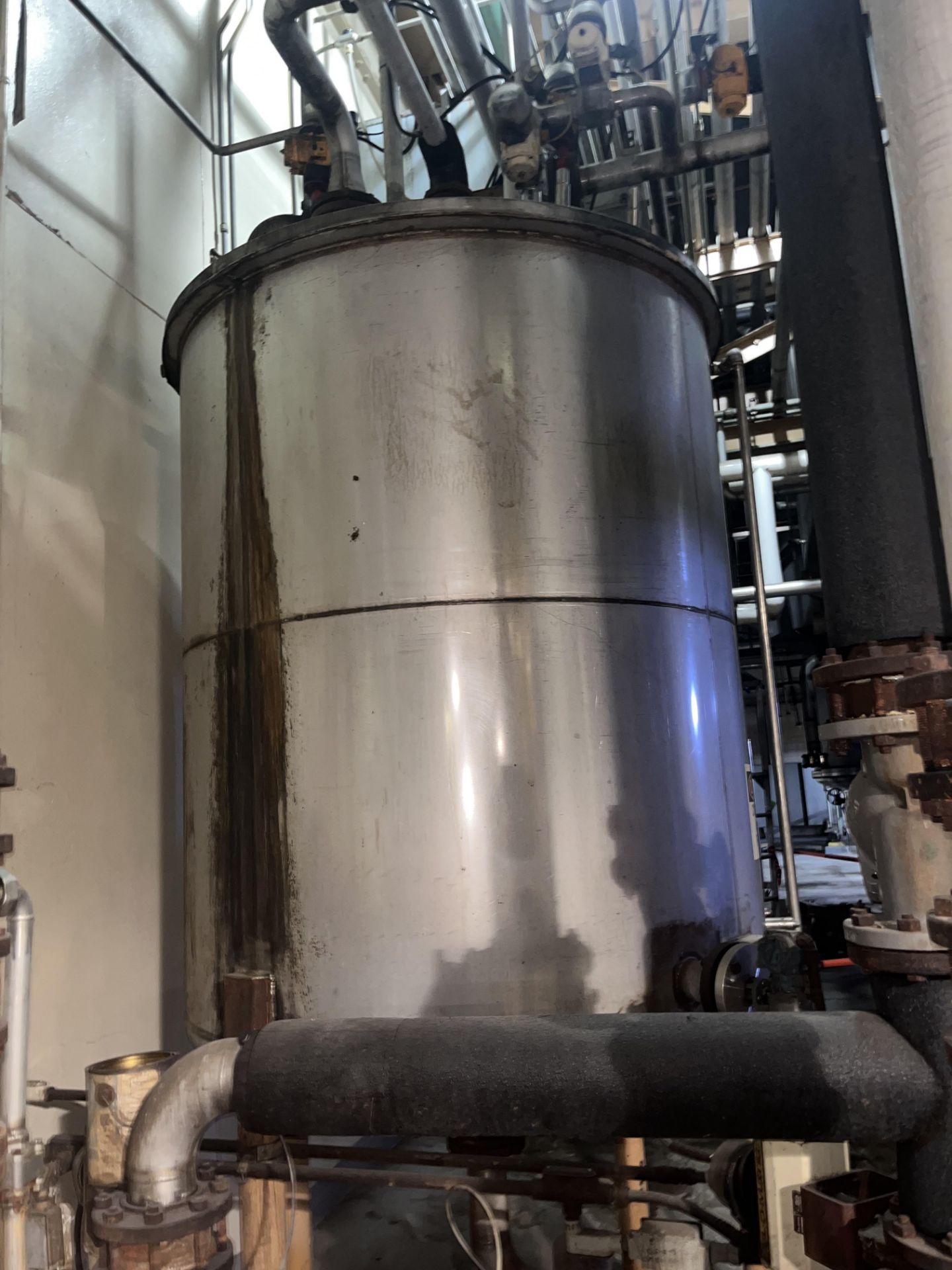 S/S EXTRACT WATER TANK (Located Freehold, NJ) (Simple Loading Fee $1,925) - Image 3 of 3