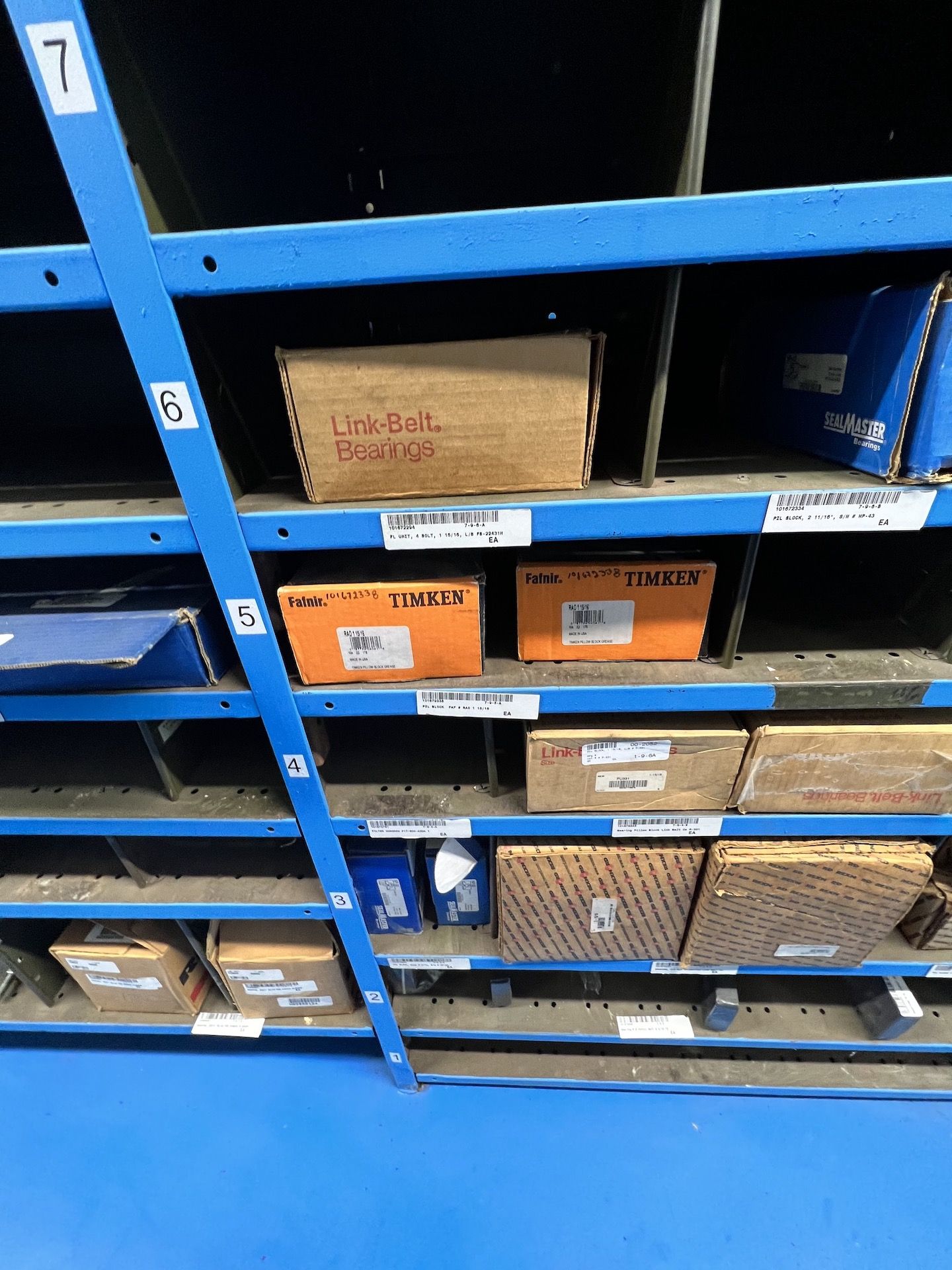 LOT OF ASSORTED TIMKEN, SKF, AND SEALMASTER BEARINGS AND RELATED, ASSORTED MRO - Image 8 of 27