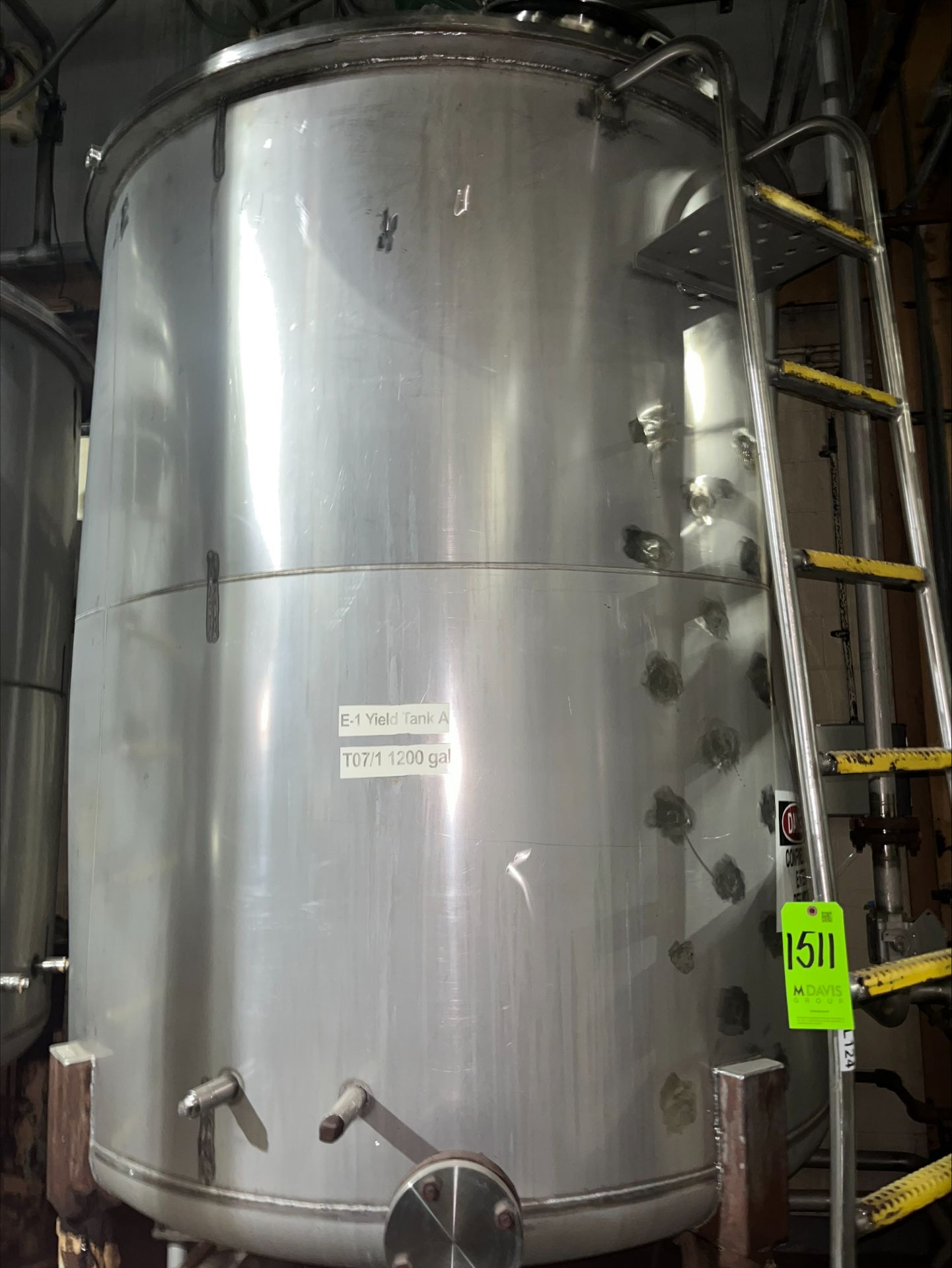 (DAMAGED) S/S 1200 GALLON E-1 YIELD TANK A (Located Freehold, NJ) (Simple Loading Fee $3,850) - Image 2 of 3