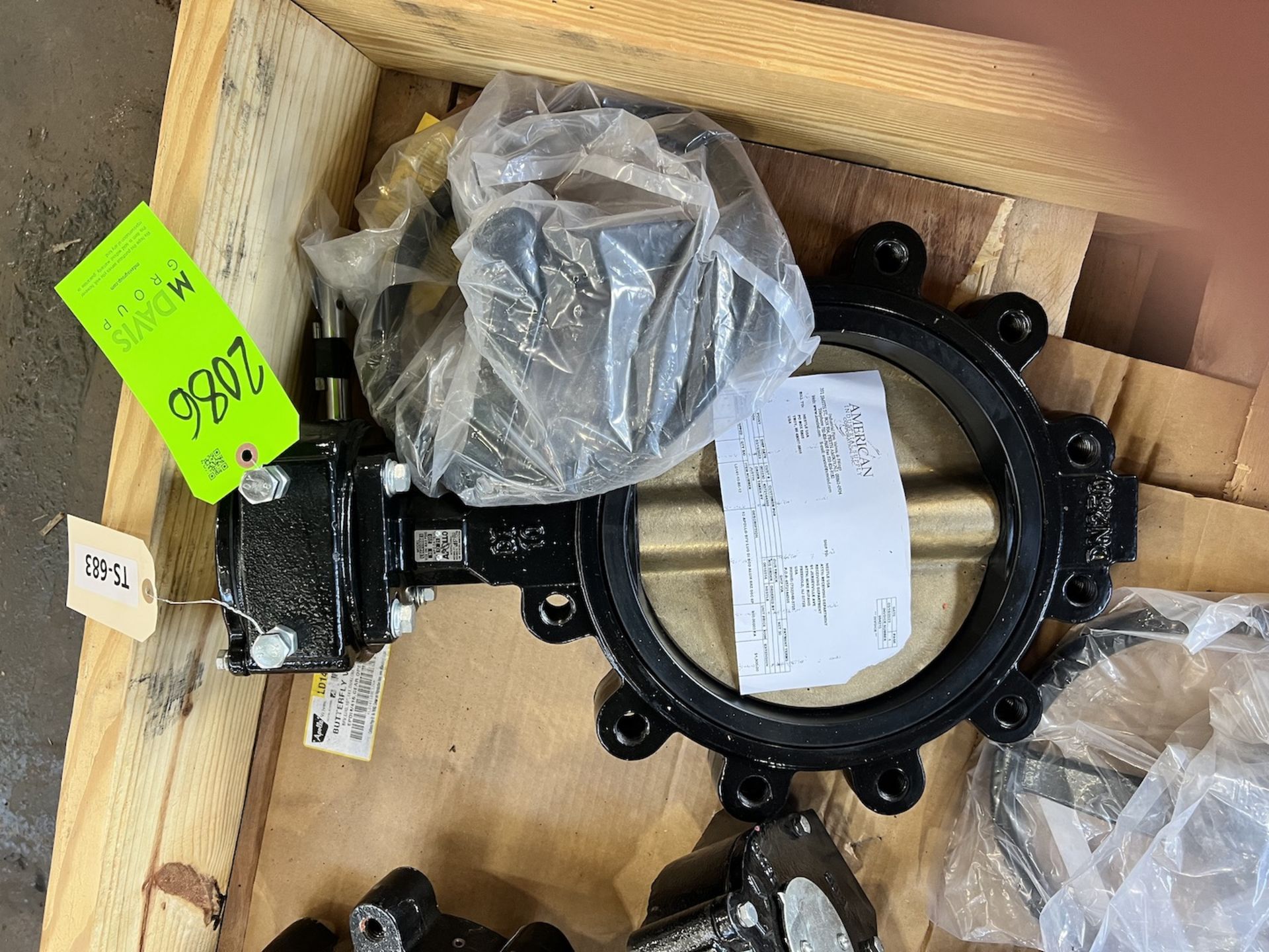 2021 NEW APOLLO BUTTERFLY VALVE, MODEL LD14110BE1, 10 IN., 200 PSI