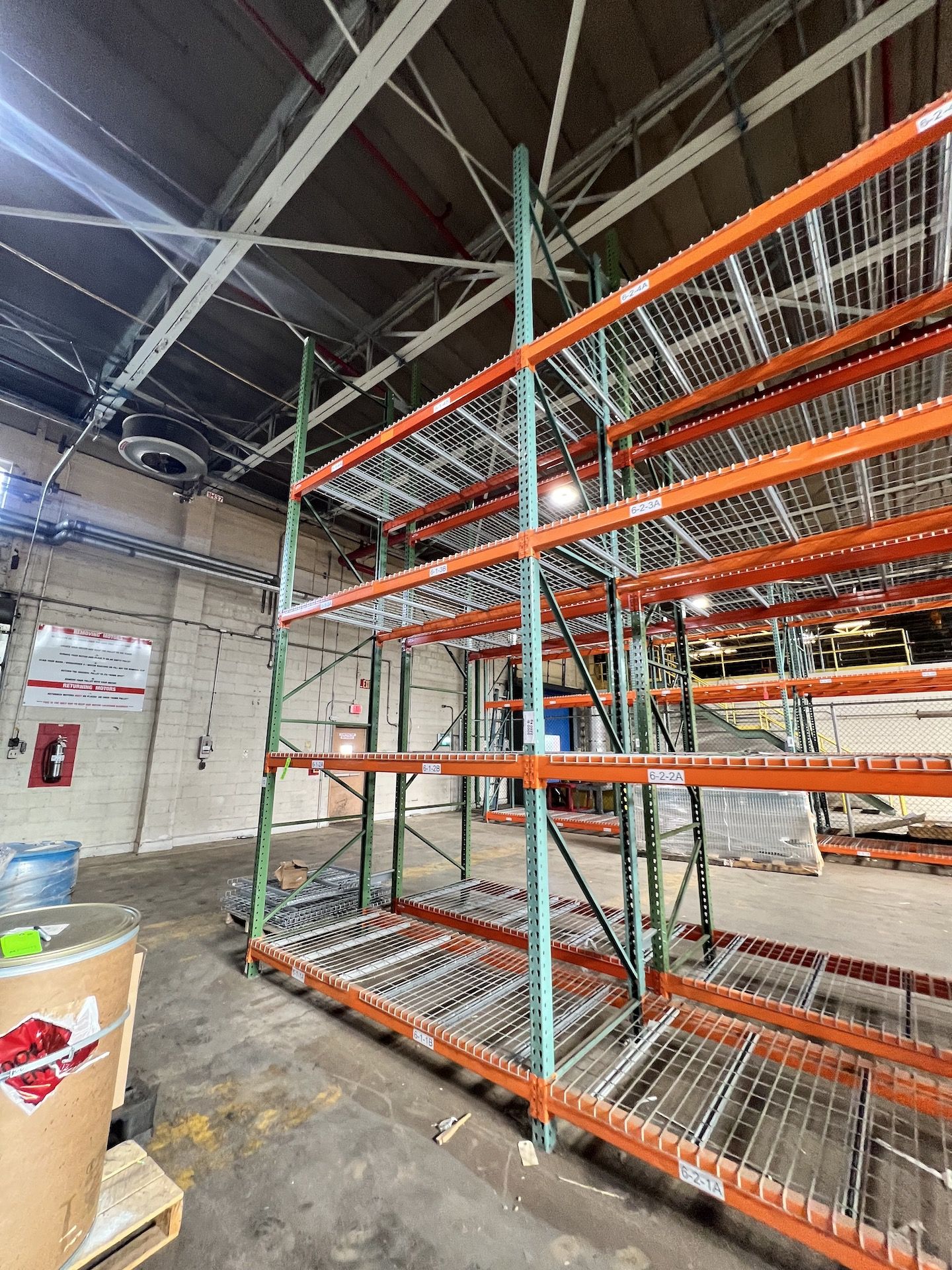 PALLET RACKING, 8 UP-RIGHTS AND 48 CROSS BEAMS - Image 3 of 5