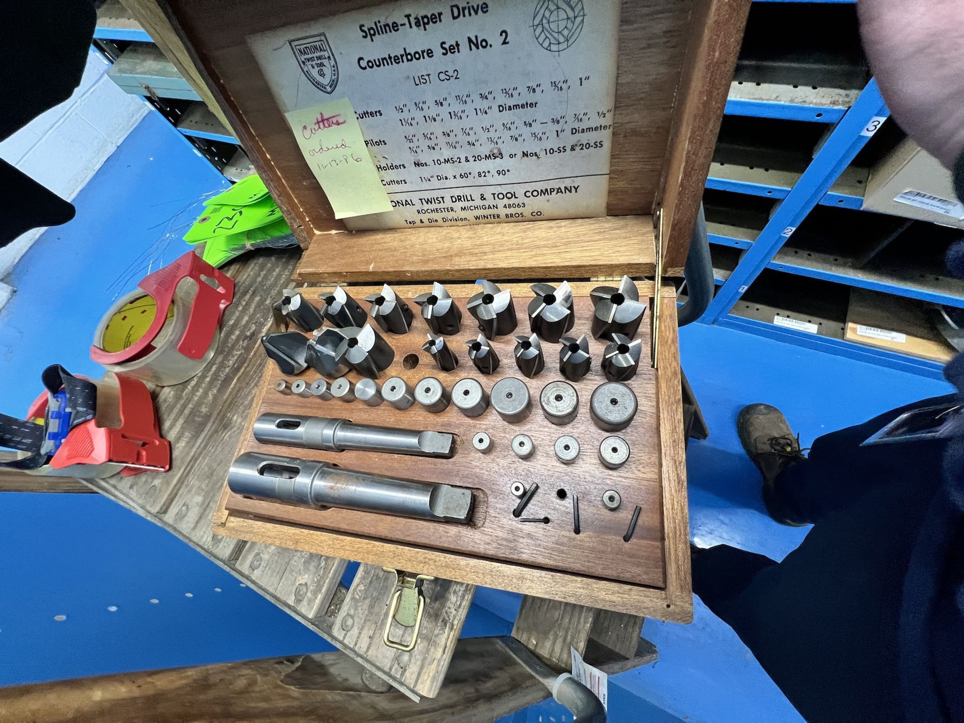 LOT OF ASSORTED MACHINE TOOLS, INCLUDES LITTLE GIANT ADJUSTABLE DIE SCREW PLATE, PSYCHO-DYNE - Bild 20 aus 40