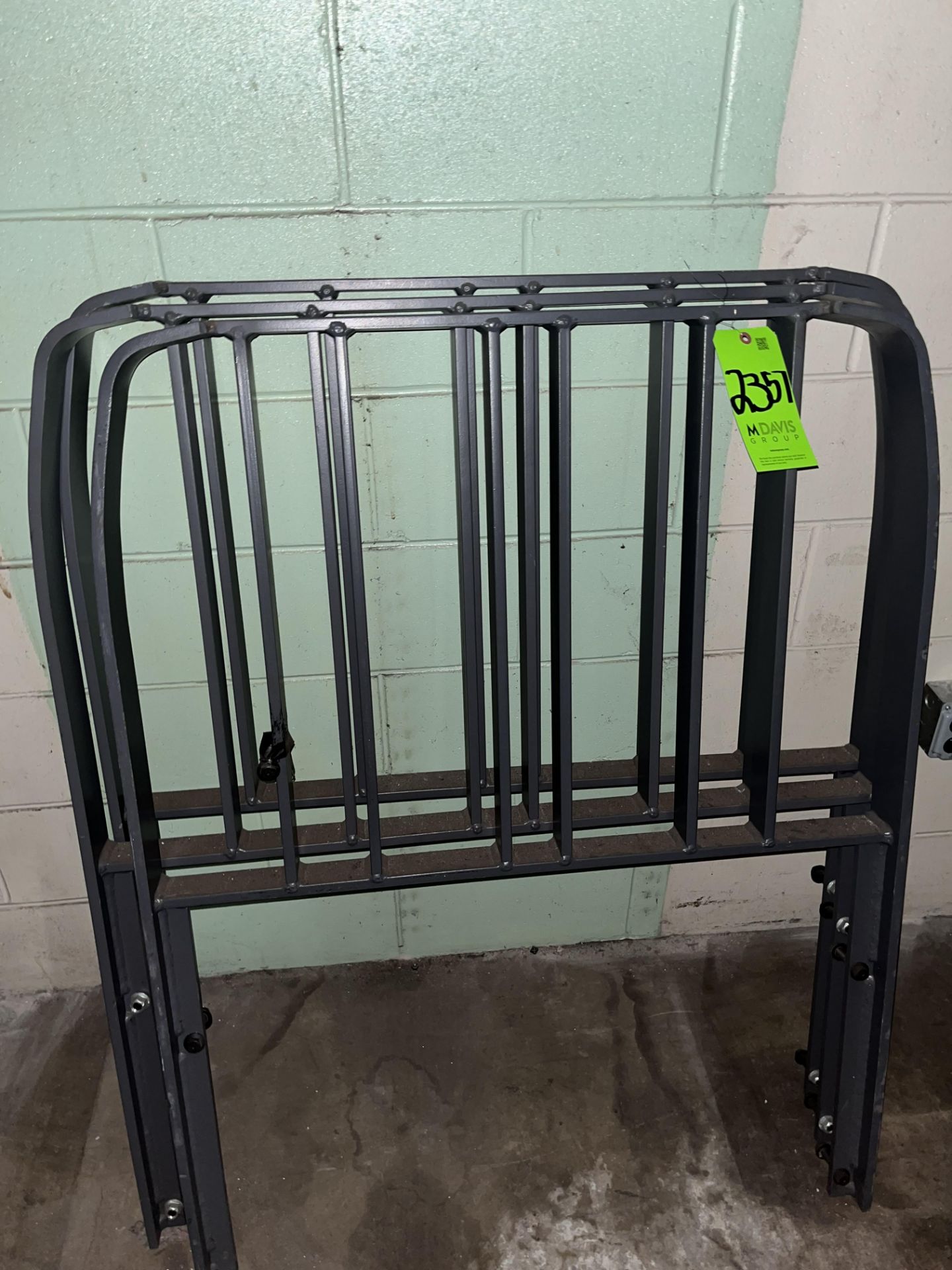 (3)FORKLIFT MAST GUARD