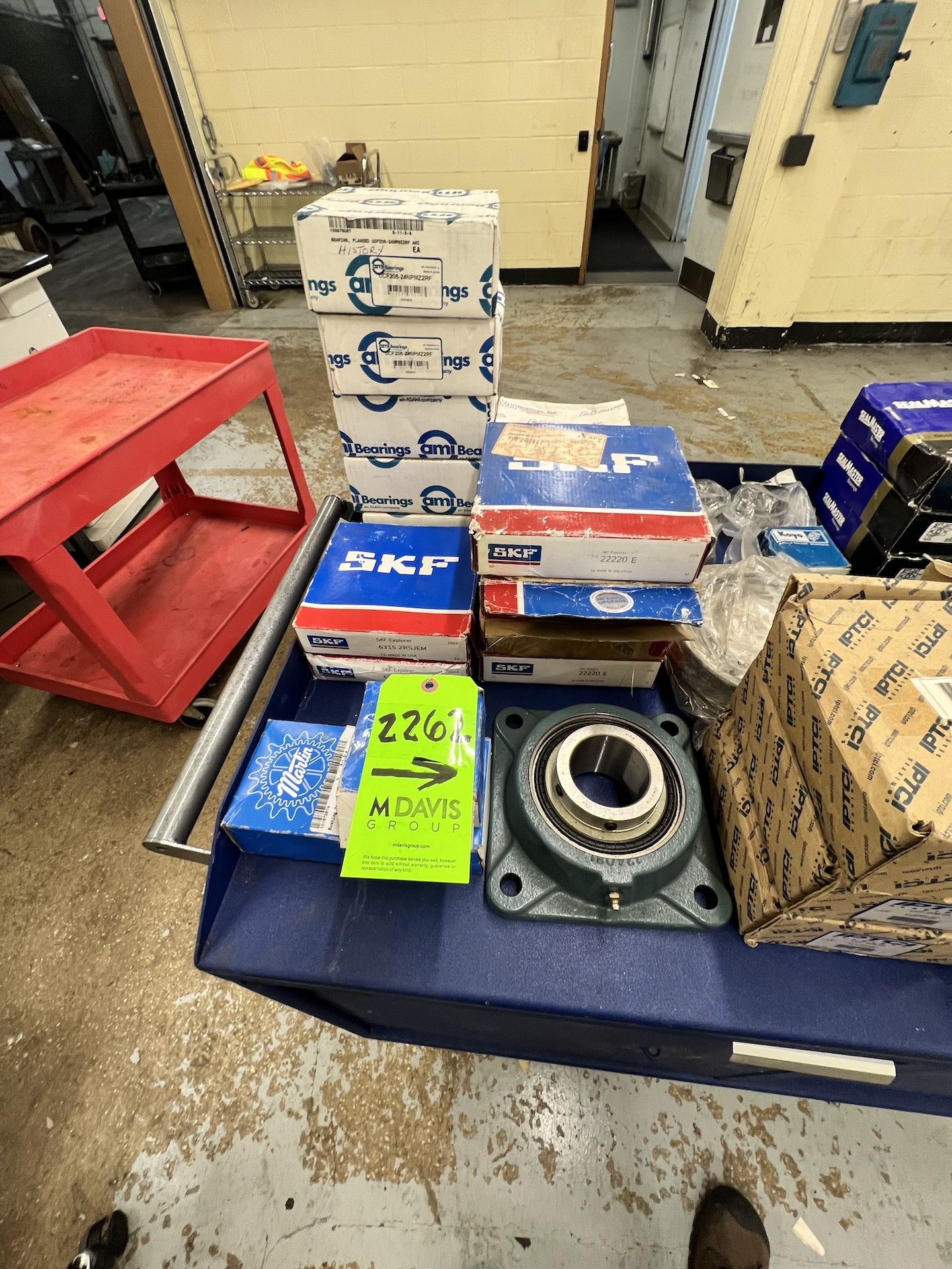 LOT OF ASSORTED BEARINGS - Image 10 of 19