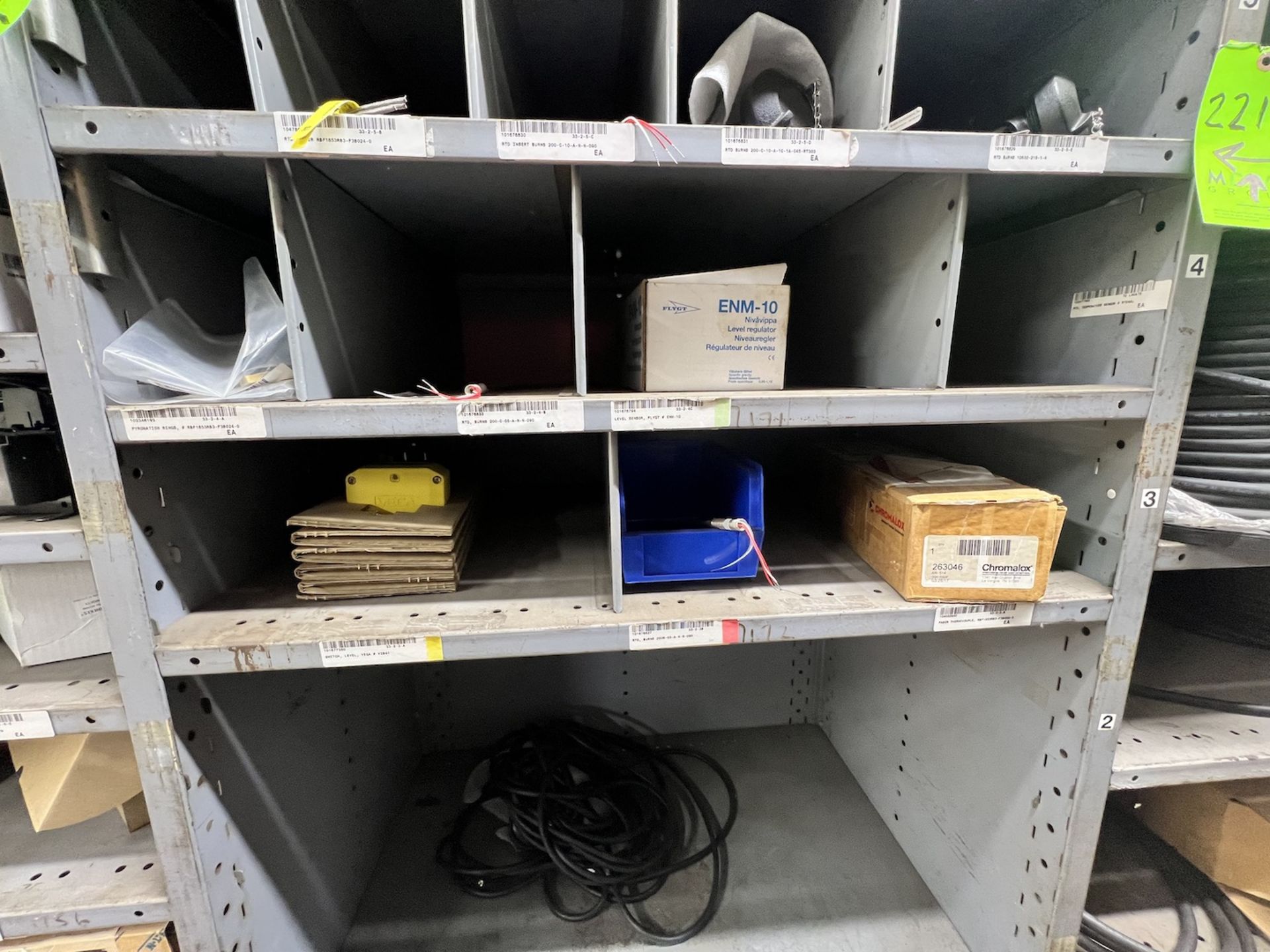 LOT OF ASSORTED MRO, INCLUDES ASSORTED PROBES, THERMOCOUPLERS, LEVEL REGULATORS, CHROMALOX PRECISION - Image 15 of 21
