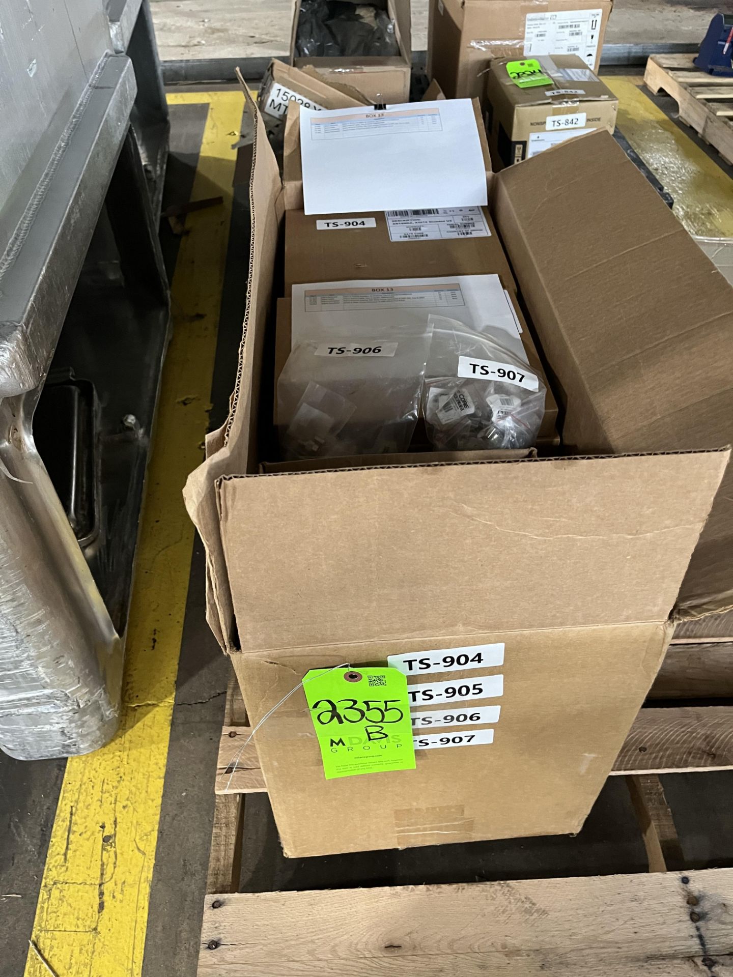 BOX OF NEW ZEBRA PARTS (Simple Loading Fee $137.50) - Bild 2 aus 4