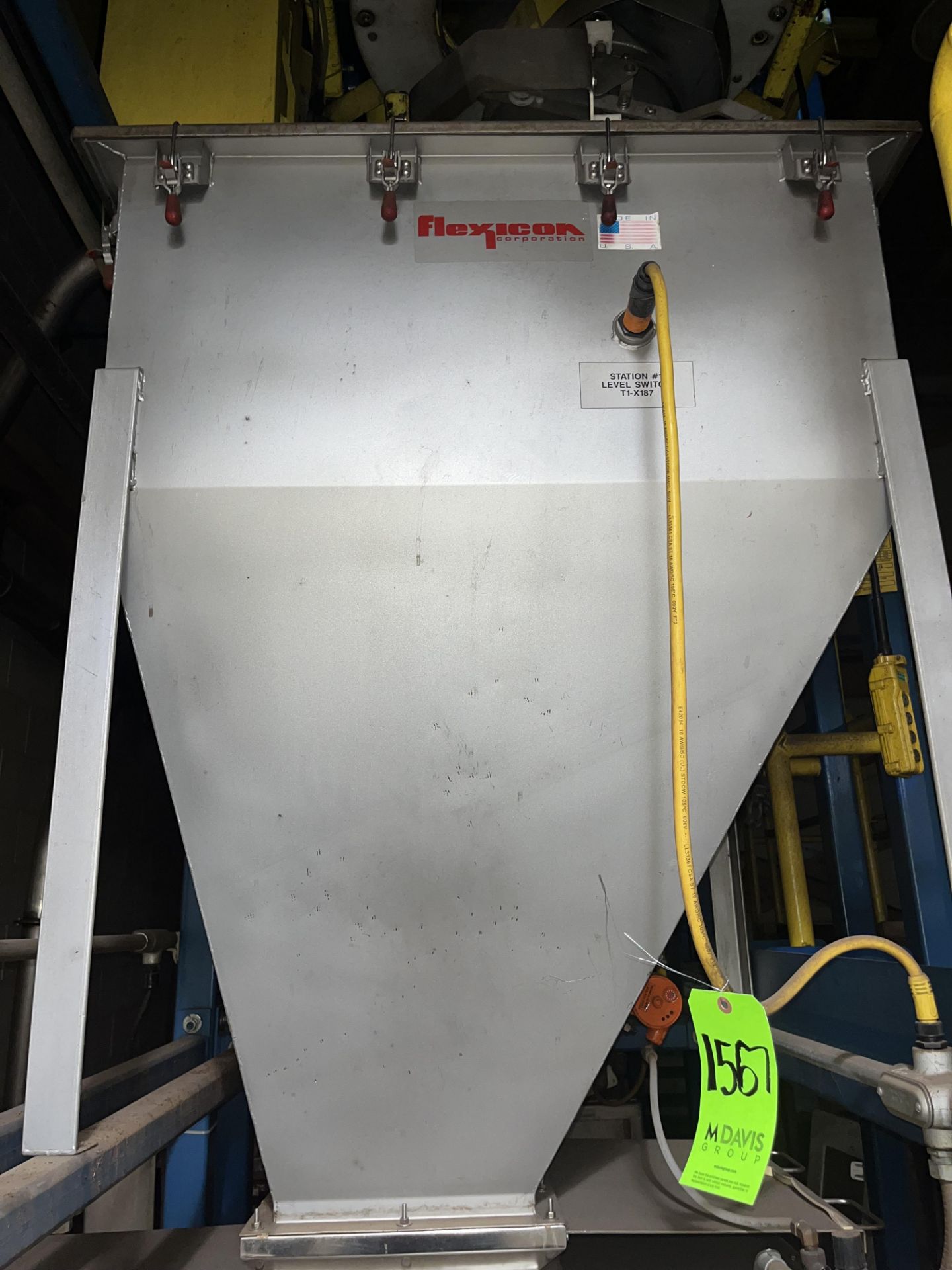 FLEXICON COPERATION K-TRON UNLOADING STATION WITH K-TRON SODER - Image 6 of 18