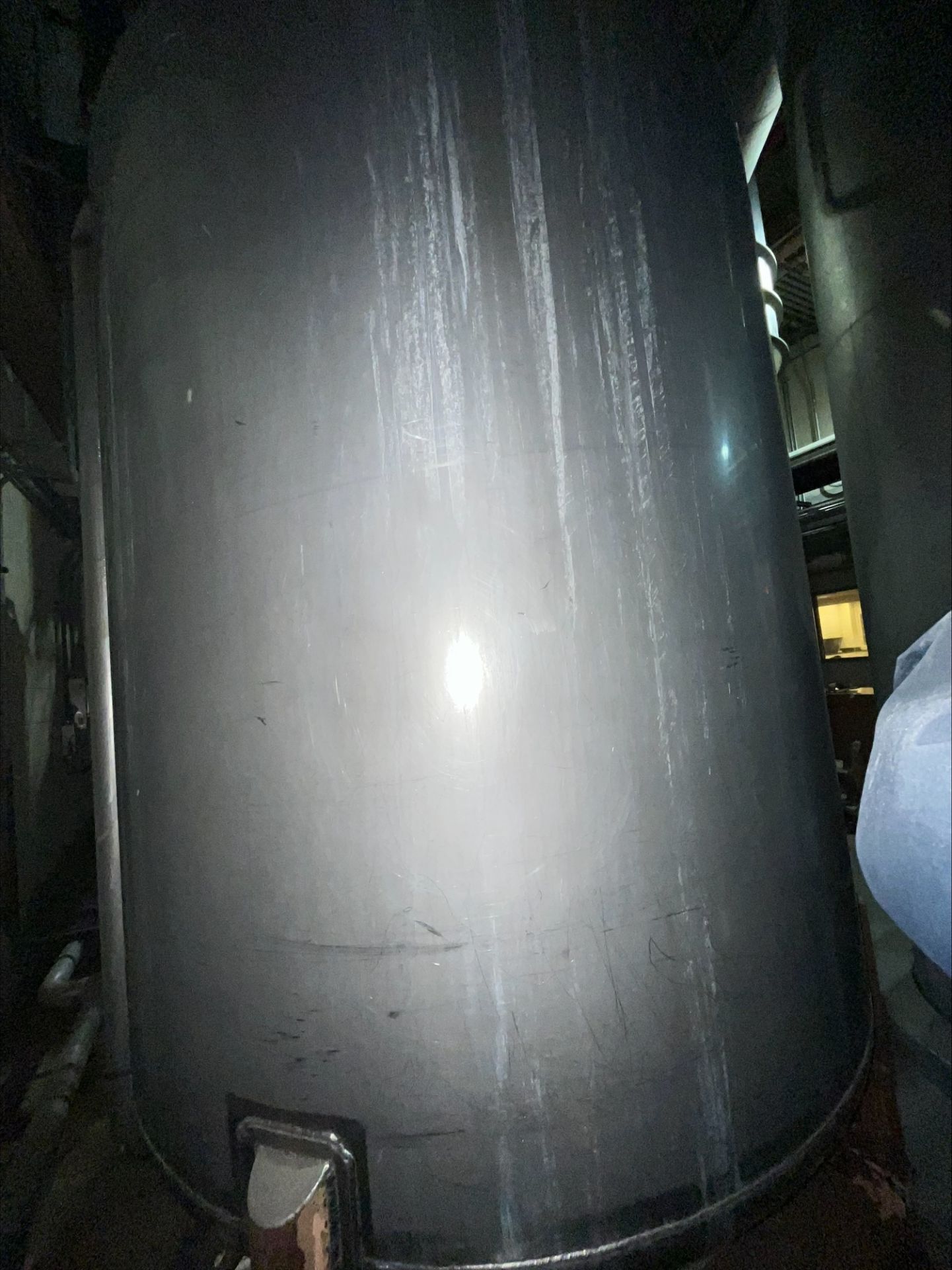 (DAMAGED) S/S 1200 GALLON E-1 YIELD TANK A (Located Freehold, NJ) (Simple Loading Fee $3,850) - Image 3 of 3