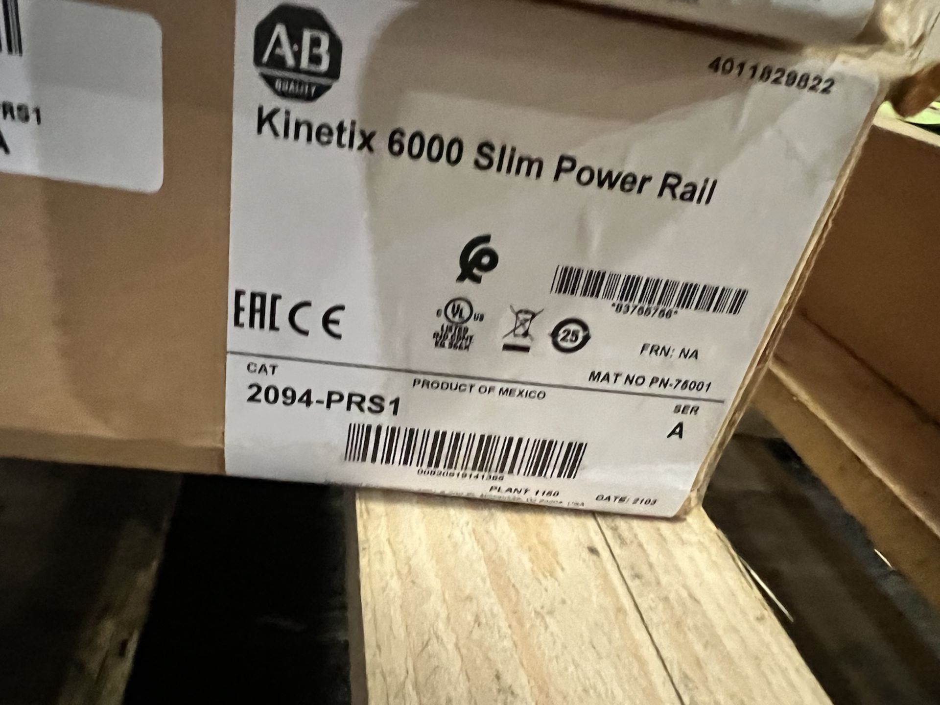 (2) ALLEN BRADLEY KINETIX 6000 SLIM POWER RAIL - Image 4 of 5