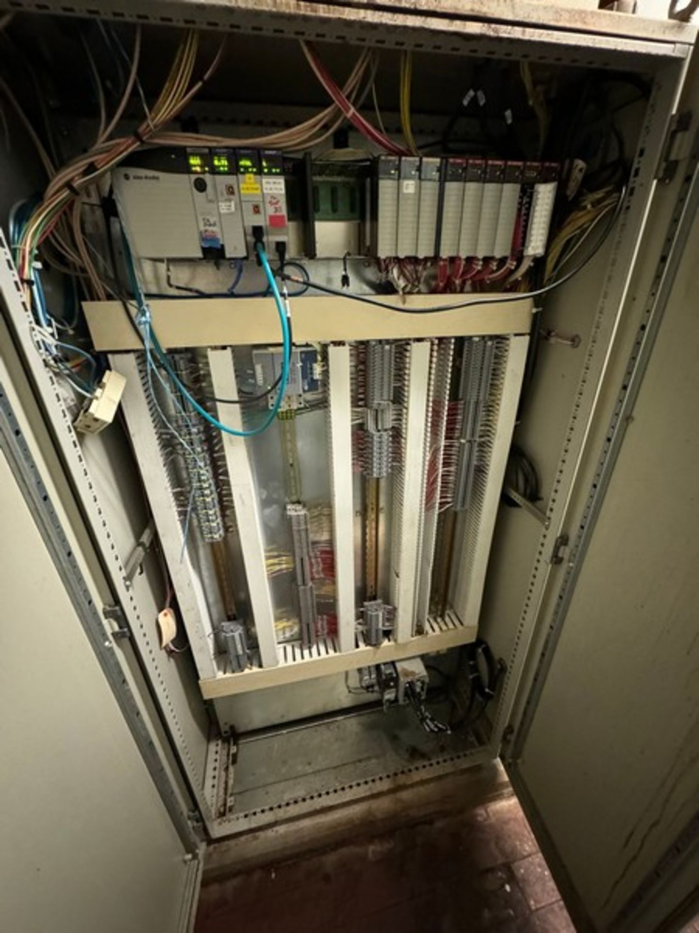 Double Door Control Panel, Includes Allen-Bradley 20-Slot PLC & Other Components (LOCATED IN - Image 2 of 3