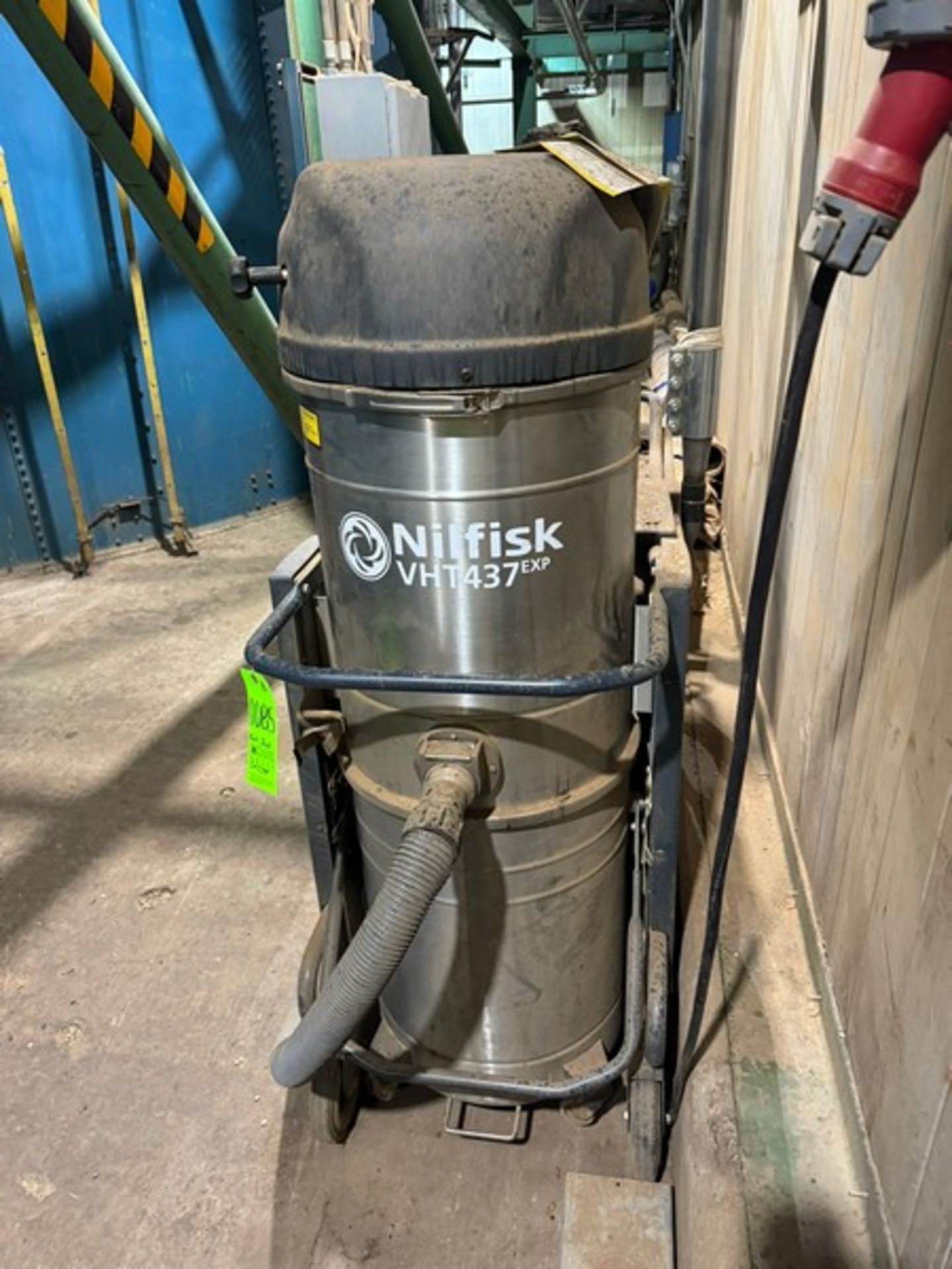 Nilfisk Portable Dust Collector, M/N VHT437EXP, S/N 170500245, On Portable Frame (LOCATED IN - Image 2 of 5