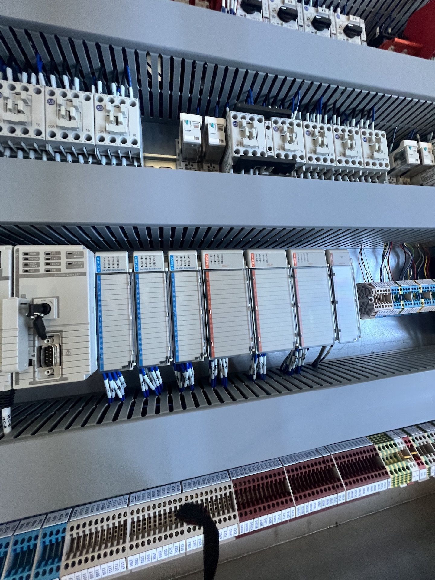 SPIRO FLOW 2-DOOR S/S CONTROL CABINET, INCLUDES ALLEN BRADLEY COMPACT I/O 1769-ECR - Image 4 of 9