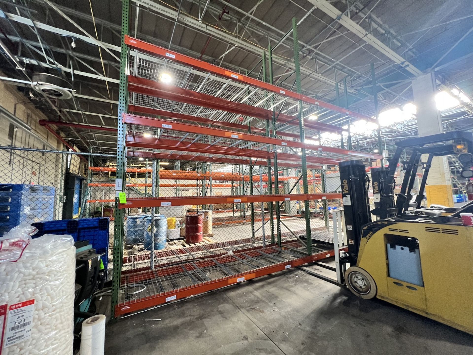 PALLET RACKING, 3 UP-RIGHTS, 16 CROSS BEAMS - Image 2 of 4