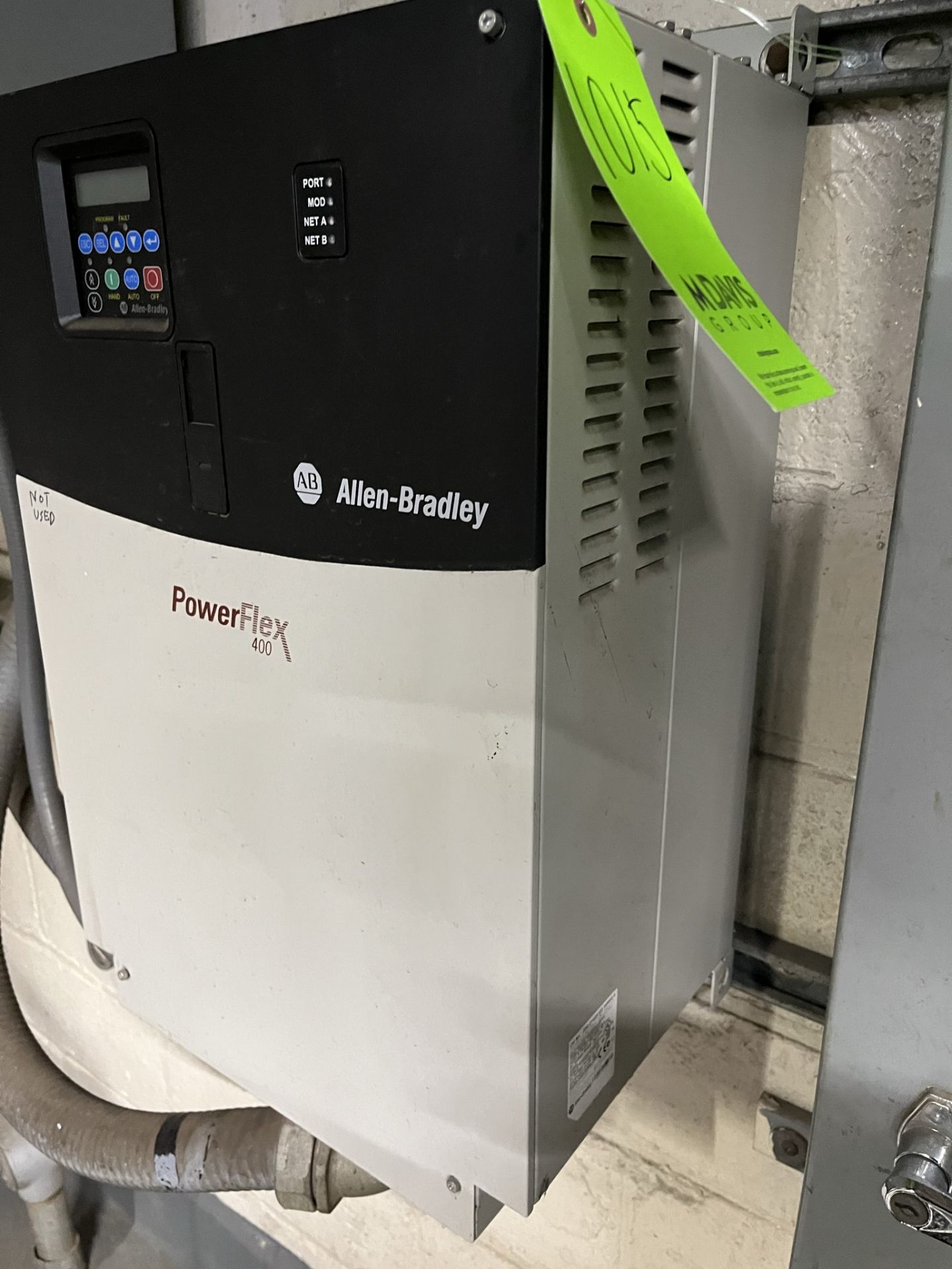 ALLEN BRADLEY POWER FLEX 400 CAT NO. 22C-D142A103 SERIES A MOTOR RATING:75KW/100HP INPUT:3 PHASE - Image 2 of 4