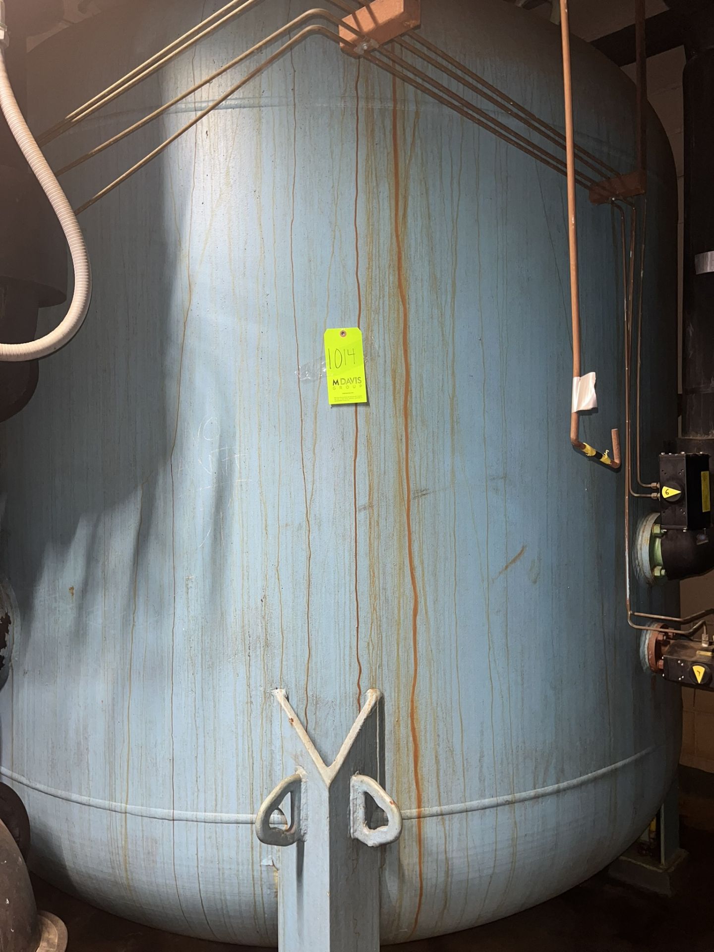 LESENA STEEL FAB VERTICAL AIR TANK (Located Freehold, NJ) (Simple Loading Fee $3,850) - Image 7 of 9