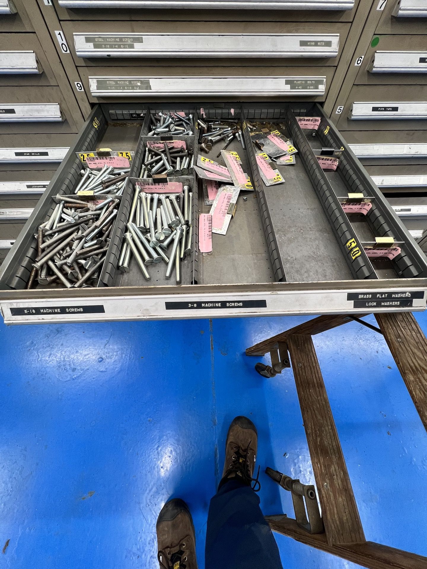 PARTS CABINET WTH CONTENTS, INCLUDES ASSORTED HARDWARE, STEEL SCREWS, STEEL NUTS, BRASS SCREWS, WING - Image 5 of 17