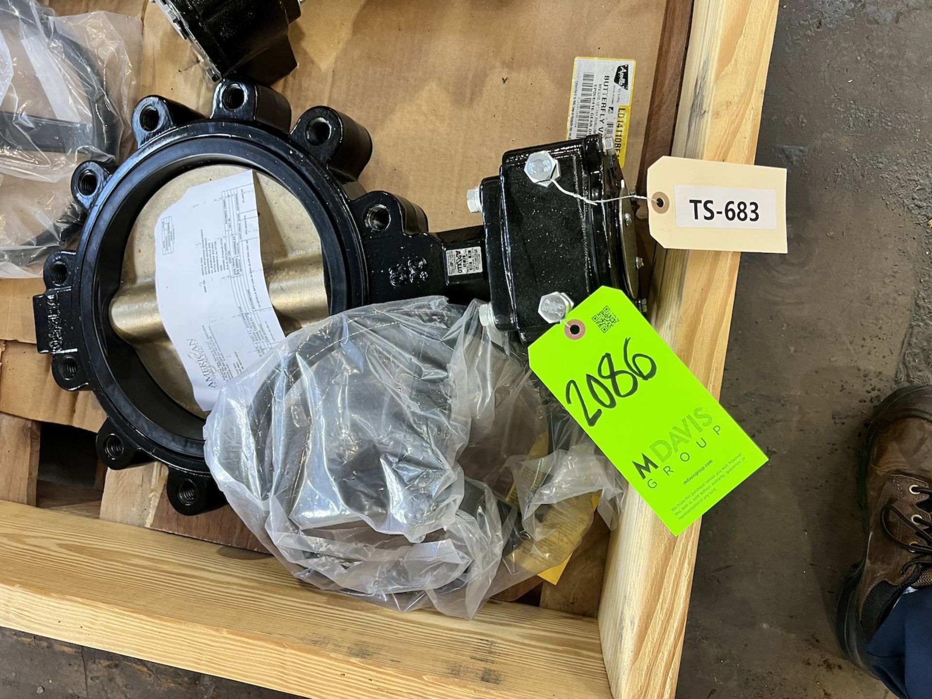 2021 NEW APOLLO BUTTERFLY VALVE, MODEL LD14110BE1, 10 IN., 200 PSI - Image 3 of 3