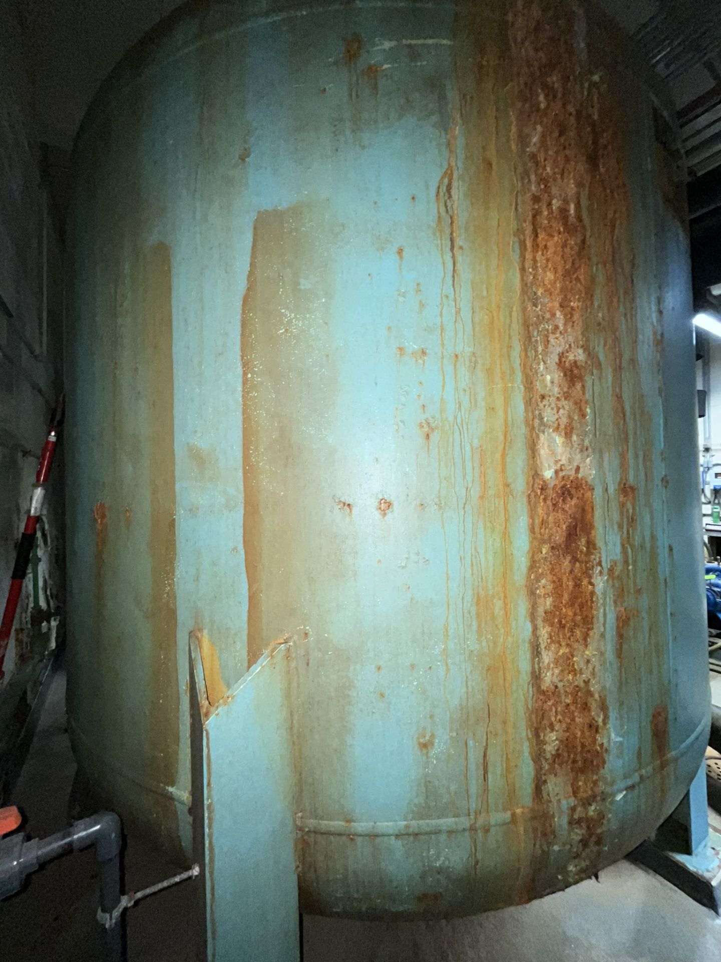 LESENA STEEL FAB VERTICAL AIR TANK (Located Freehold, NJ) (Simple Loading Fee $3,850) - Image 2 of 6