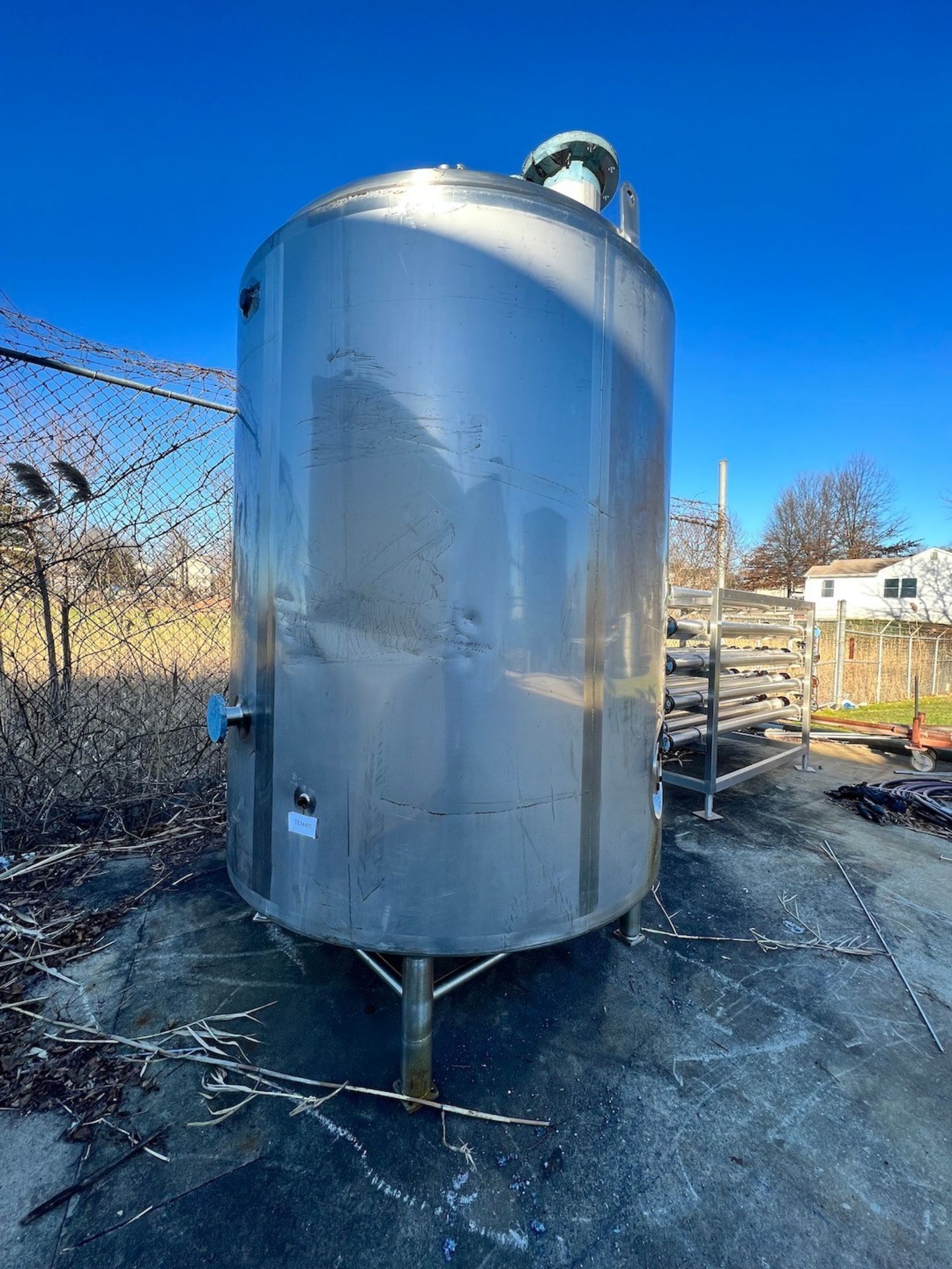 A&B APPROX. 1,500 GALLON DOME-TOP SLOPED-BOTTOM JACKETED TANK, S/N 60604301, VESSSEL/SHELL -20 - Image 4 of 5