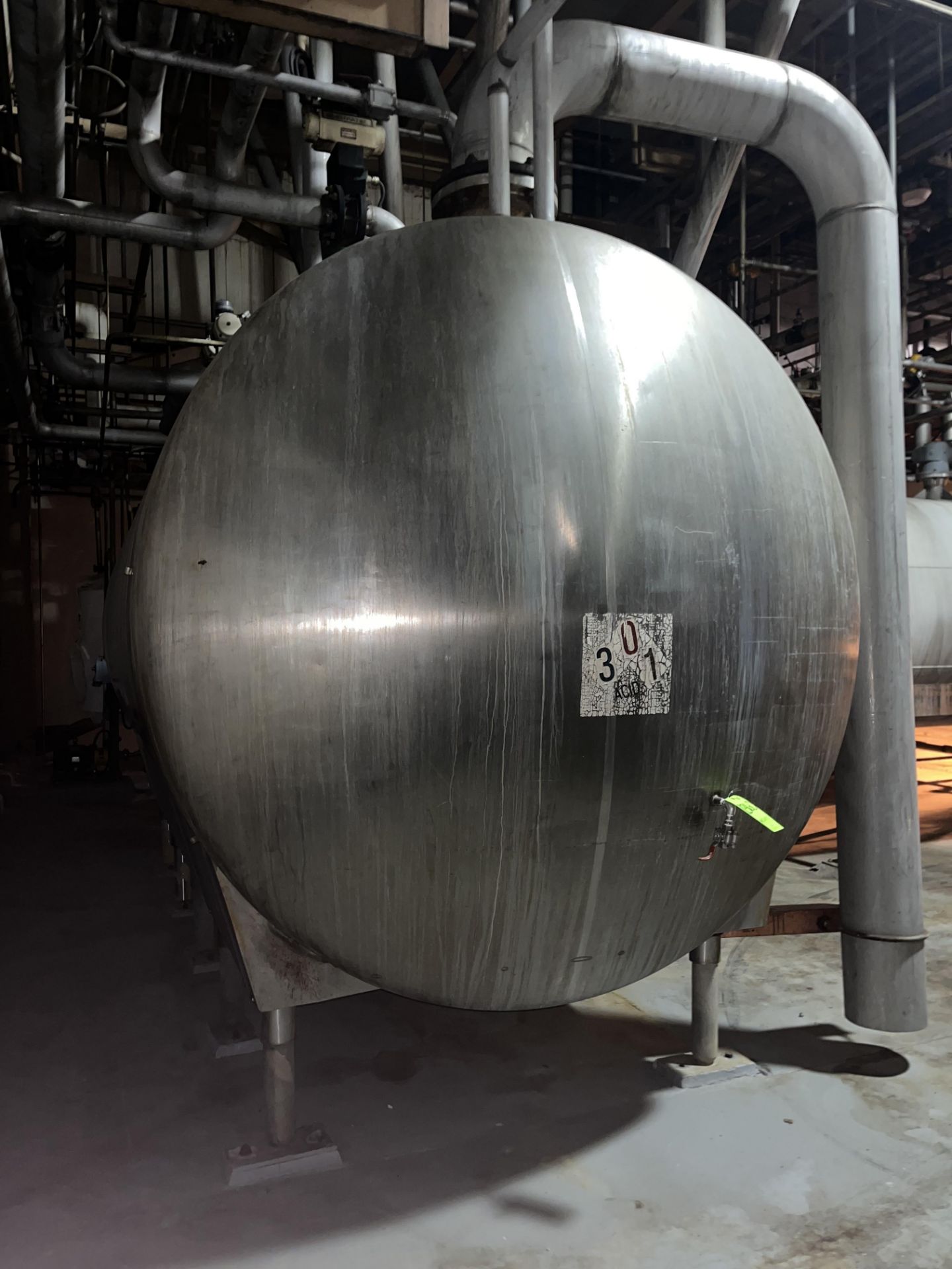 STAINLESS STEEL HORIZONTAL TANK (Located Freehold, NJ) (Simple Loading Fee $1,925) - Image 2 of 9