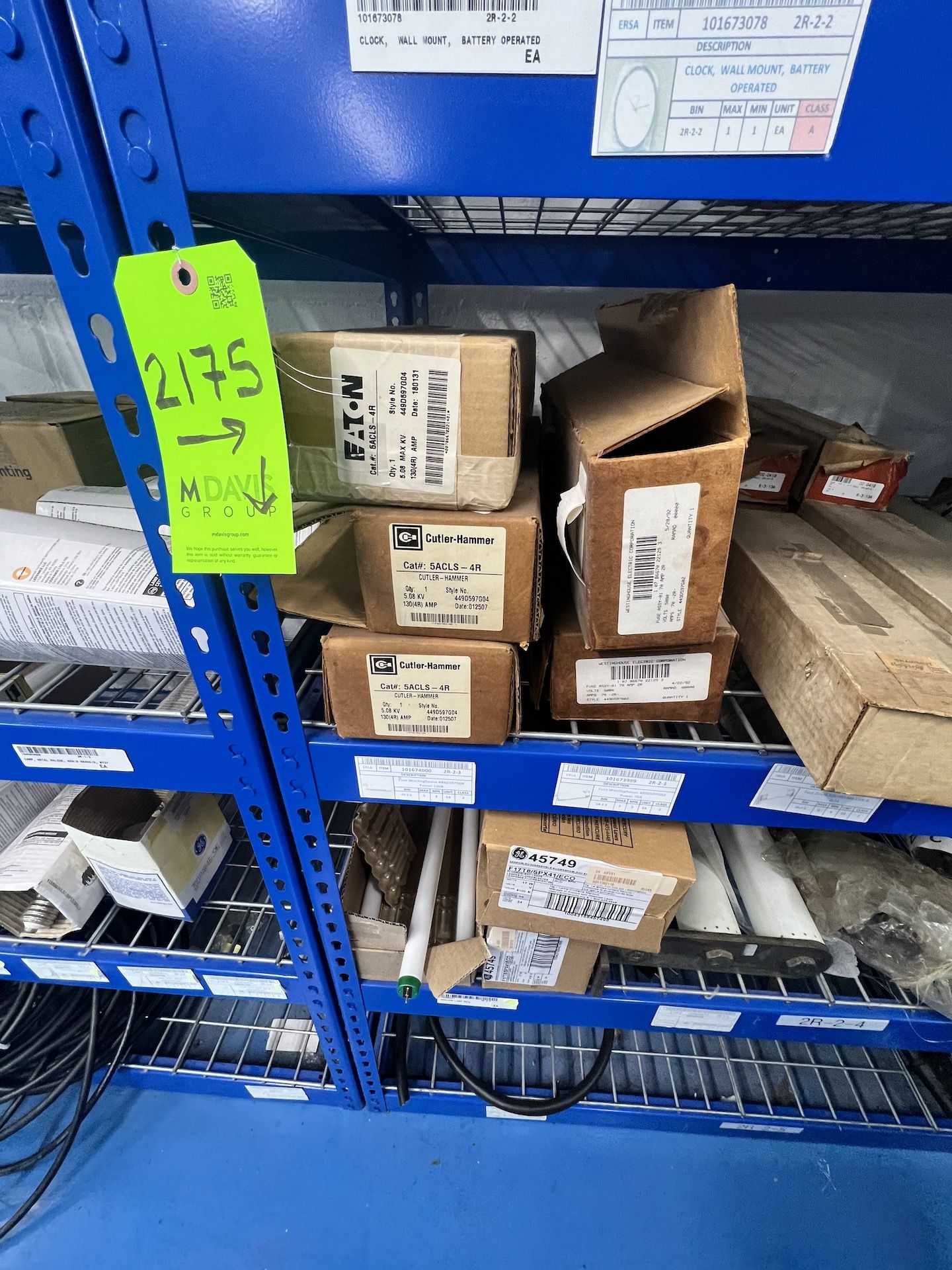 ASSORTED ELECTRICAL SUPPLIES AND MRO, INCLUDES FUSES, VACUUM INTERRUPTERS, FUSISTORS AND MORE - Bild 17 aus 27